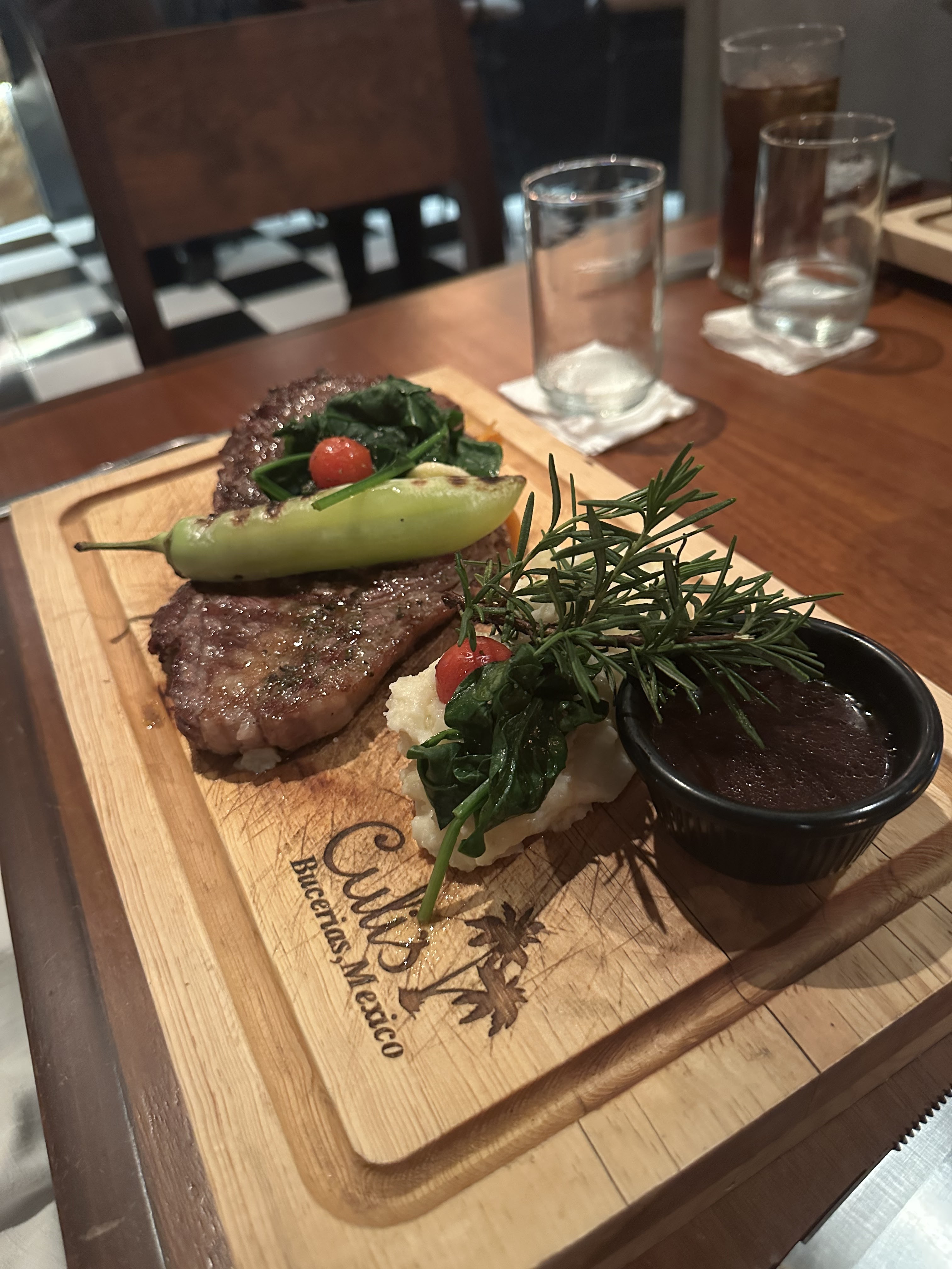 Culi's Restaurant & Bar image 5