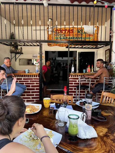 Tortas & Ring image 8