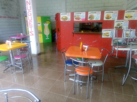 Lluvia De Hamburguesas image 7