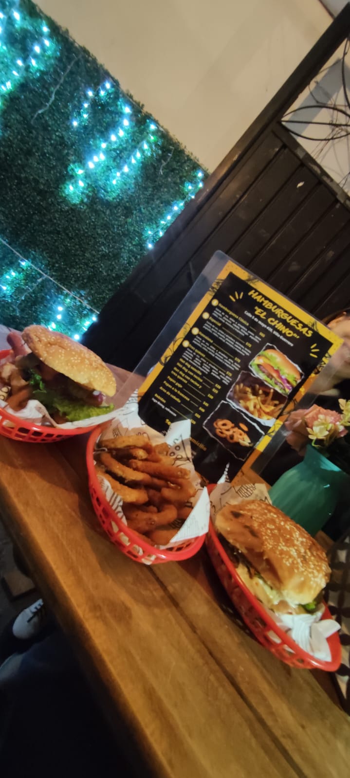 Chino’s burgers image 4