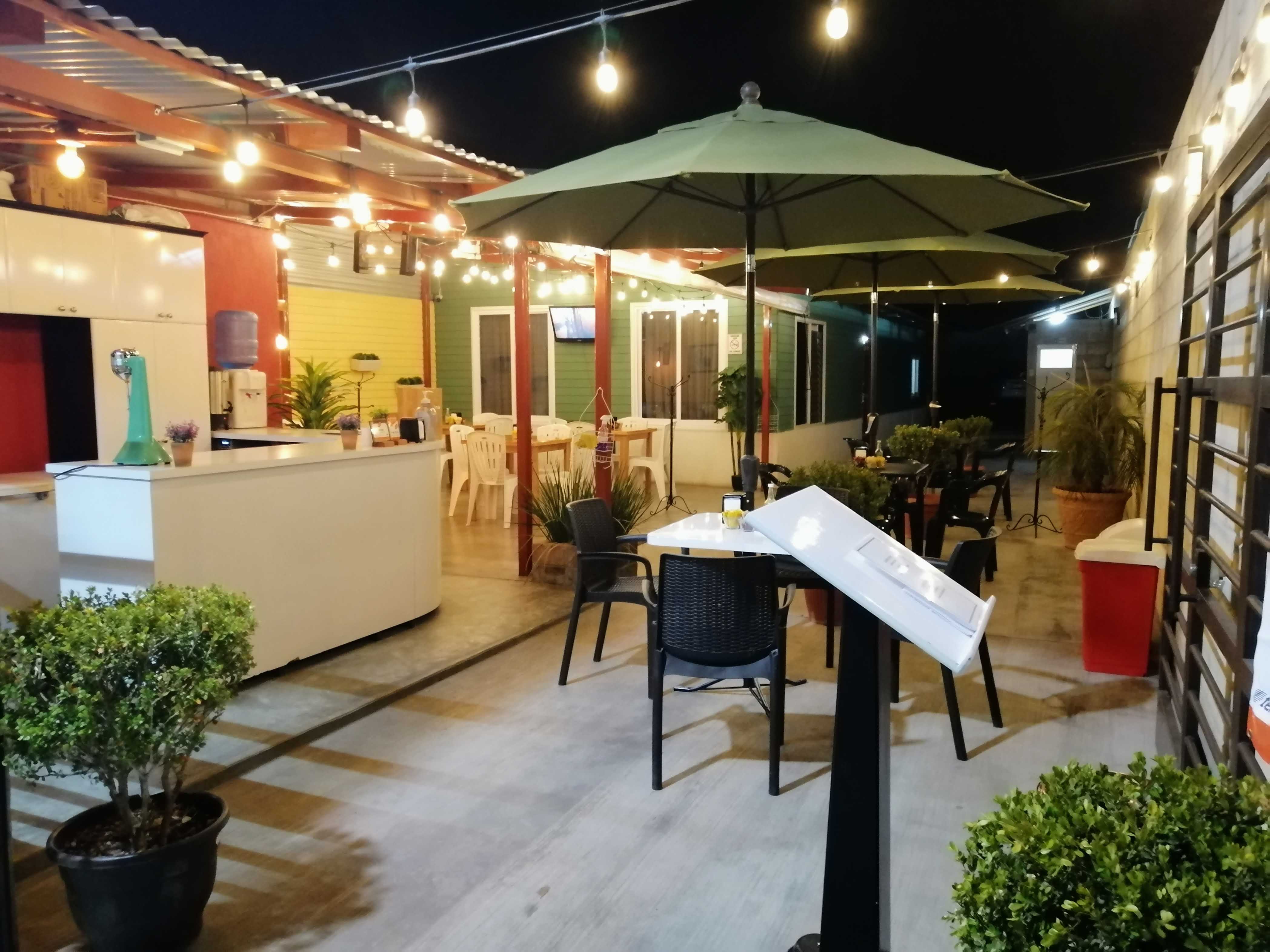 HAPPY HAPPY BURGER image 3