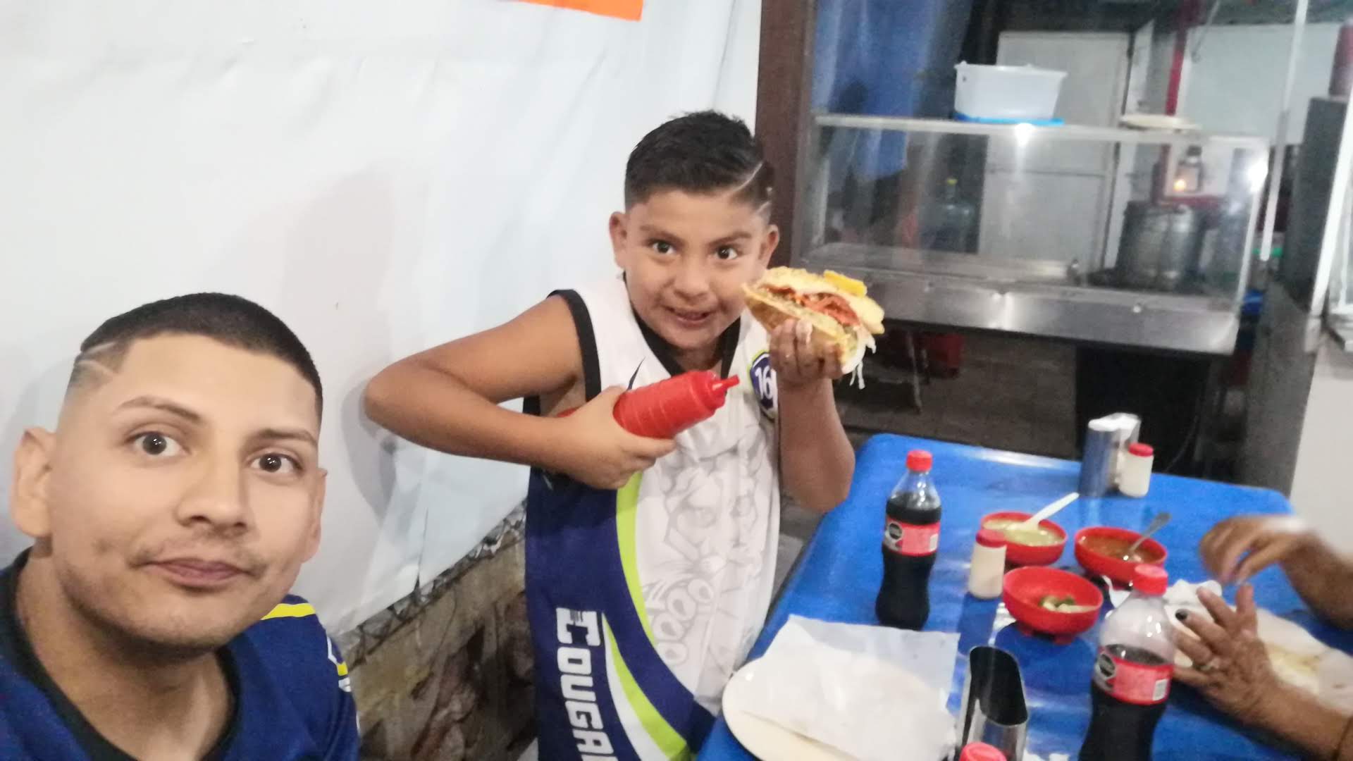 Tacos La Oficina image 10