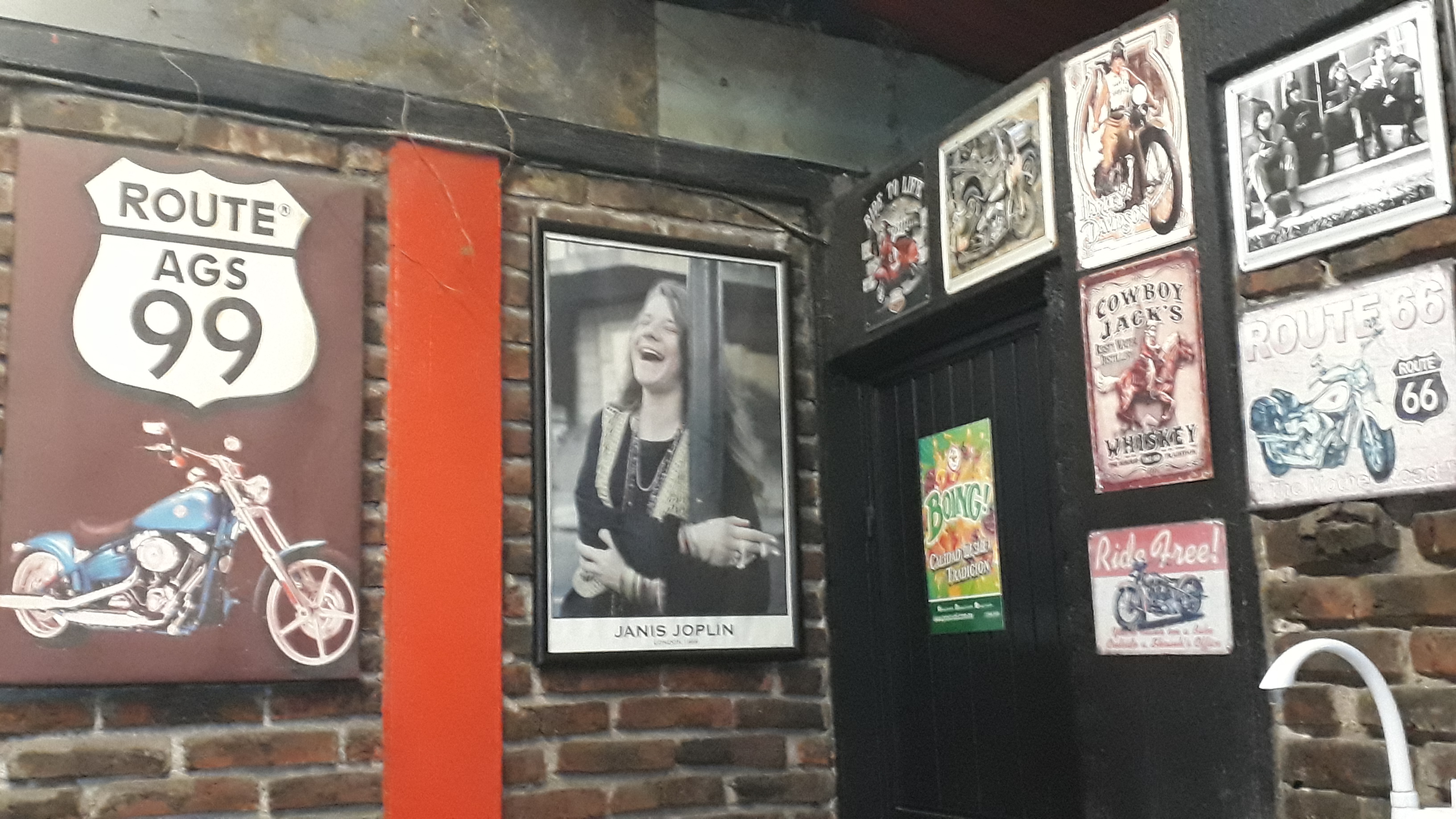 Ruta 99 Hamburguesas al Carbón. image 3