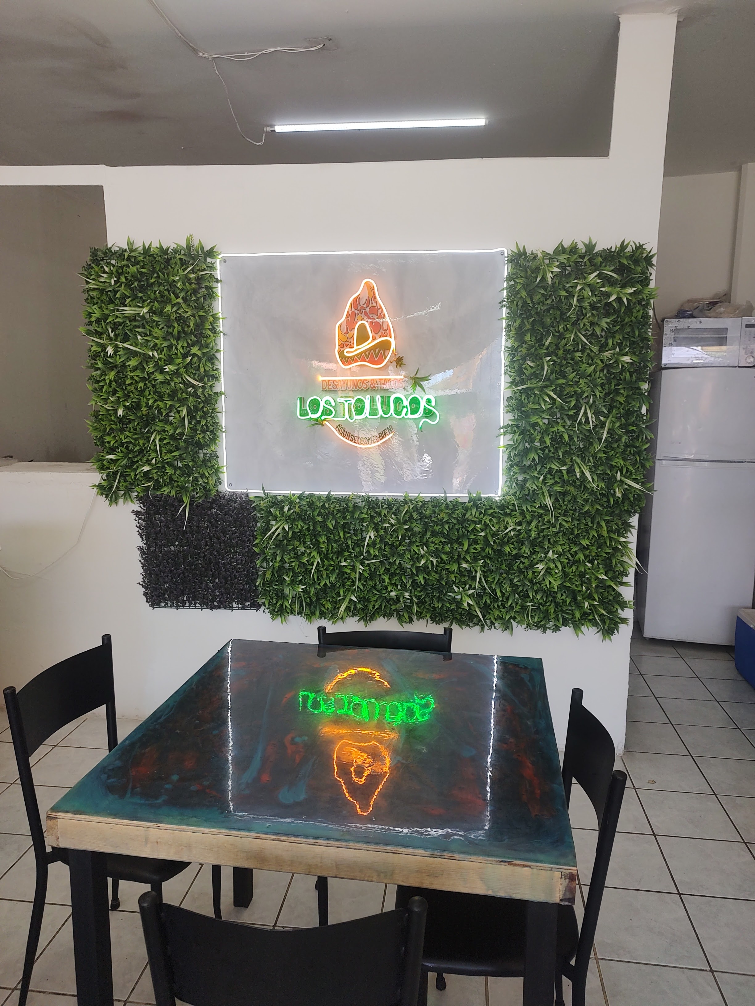 Desayunos y Tacos Los Tolucos image 3