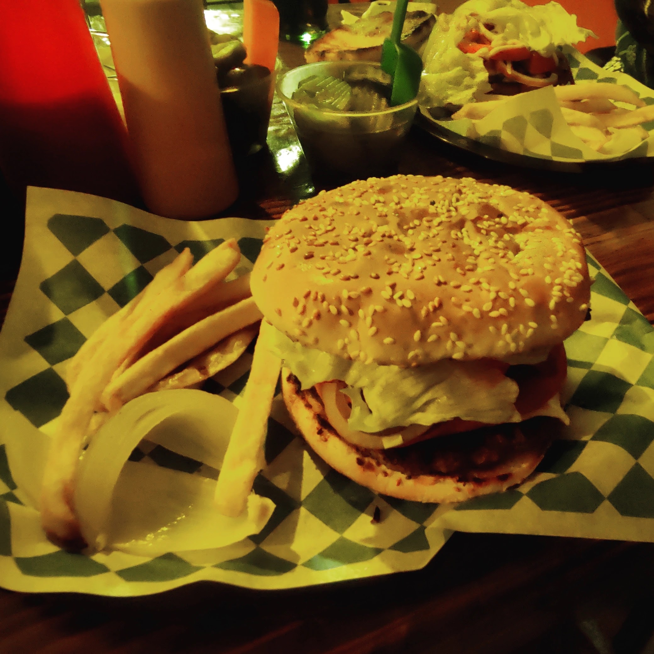 Las Chulas Burguer image 2