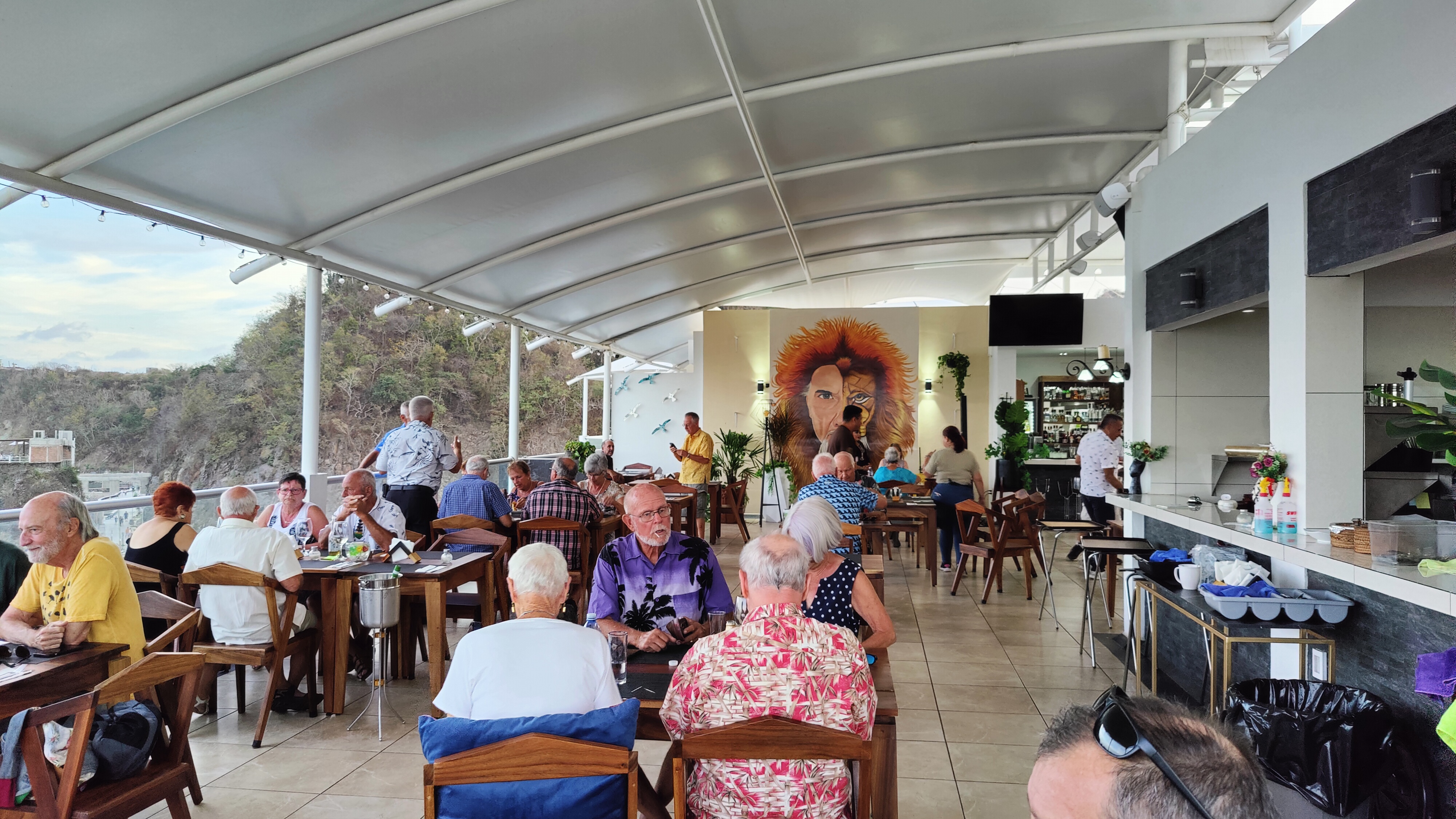 Moon Restaurant image 1