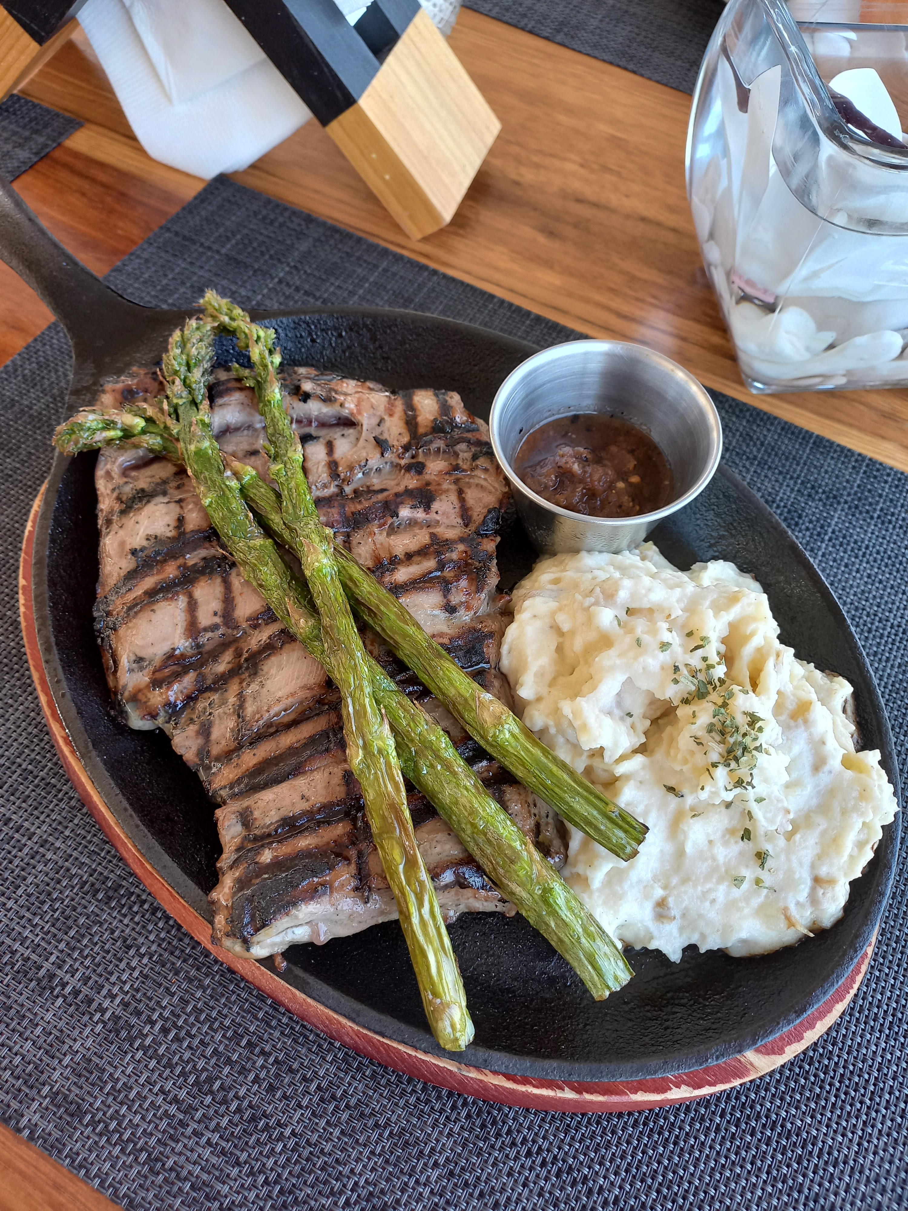 Moon Restaurant image 7