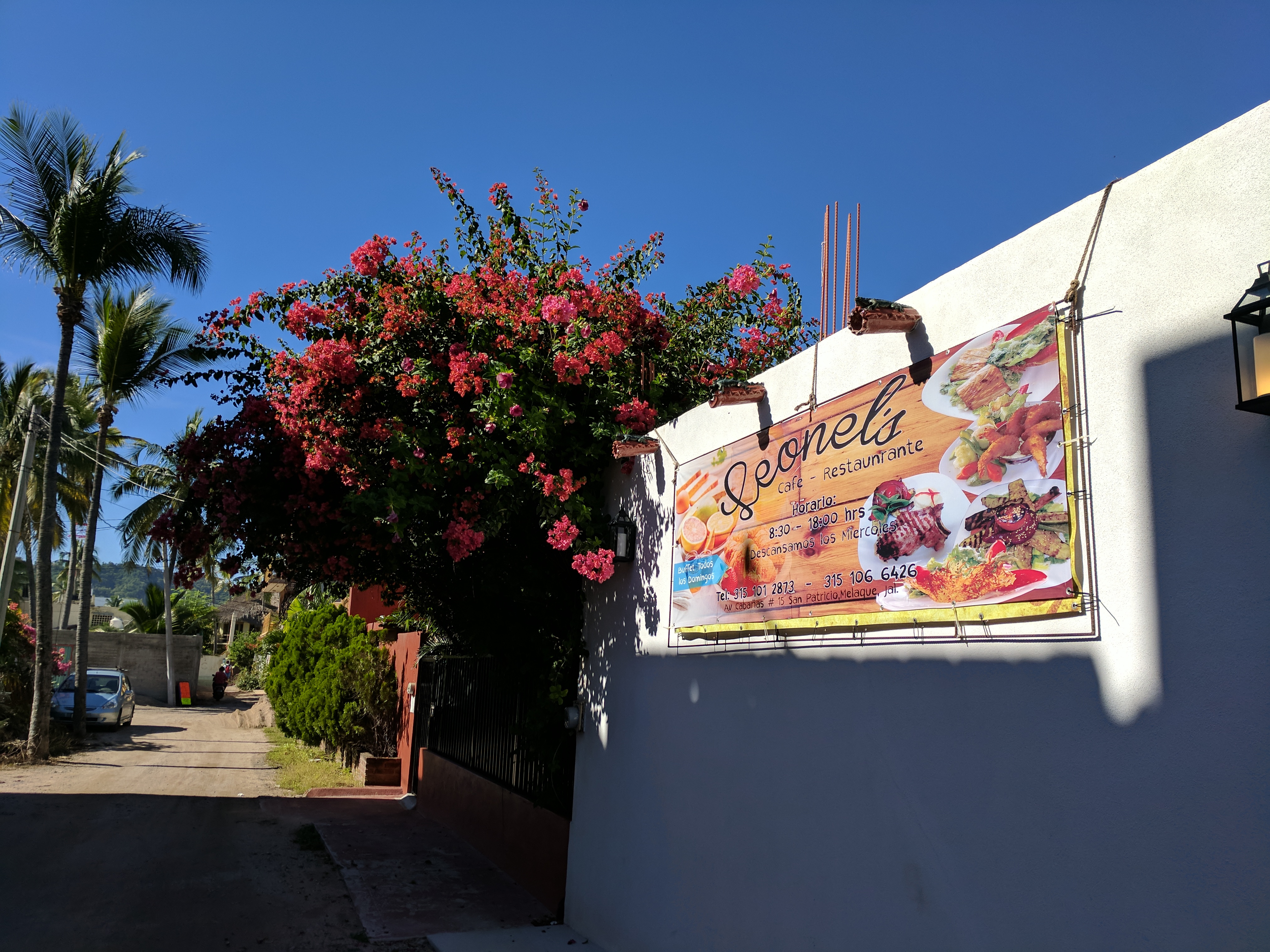 Leonel`s Restaurant image 8