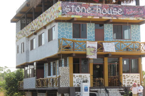 stone house ruben¨s restaurant bar image 1