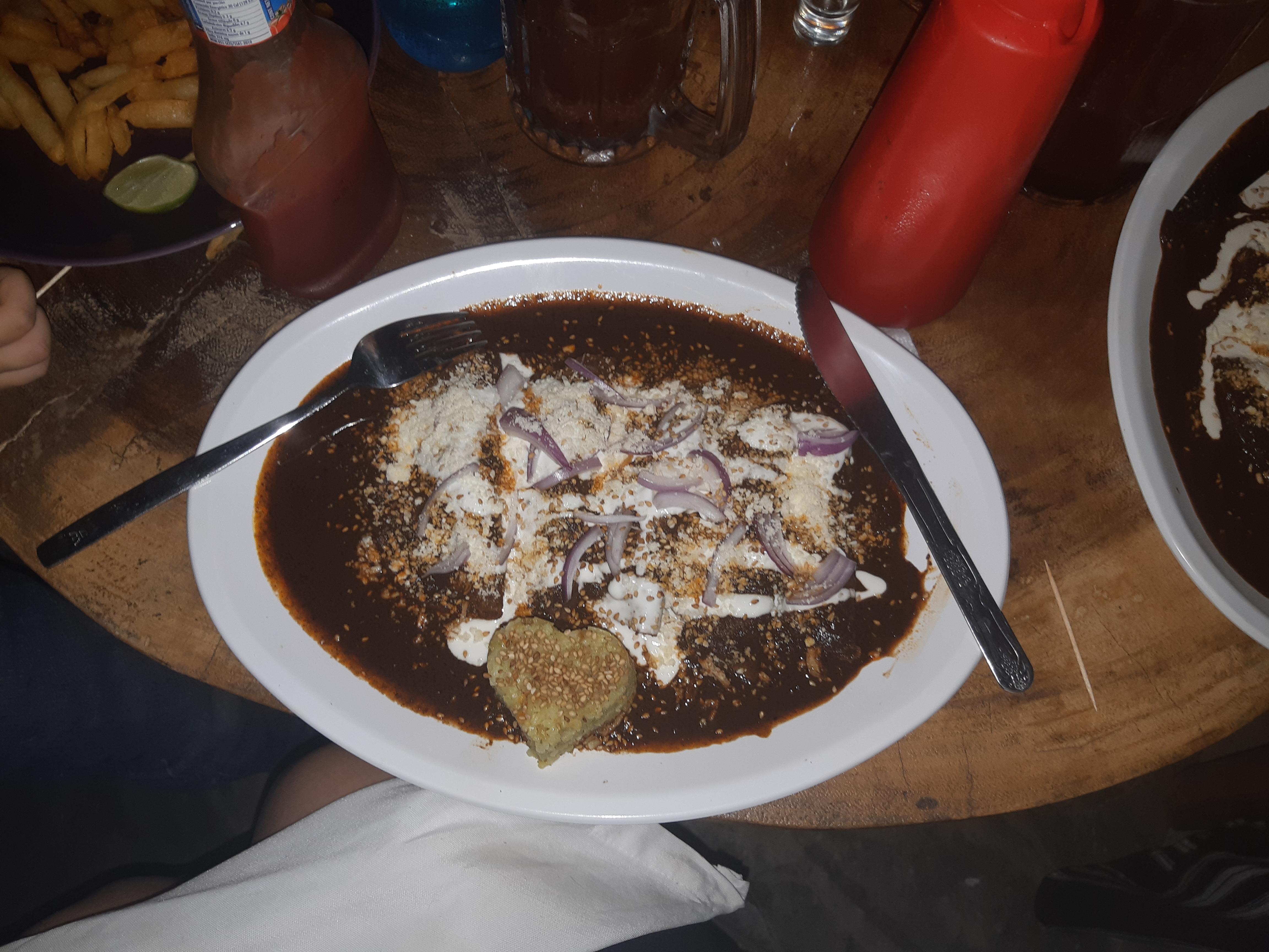 stone house ruben¨s restaurant bar image 2