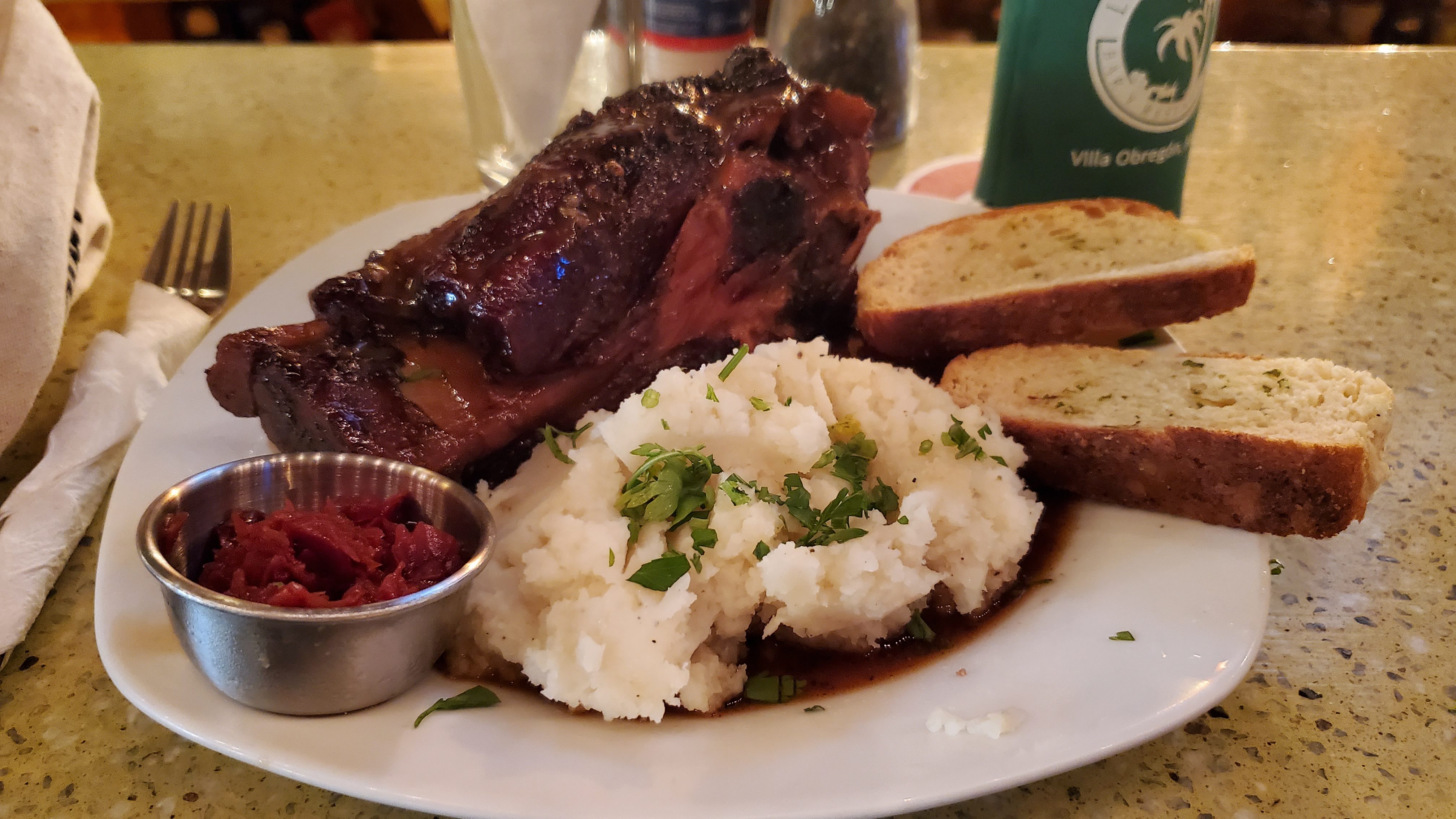 La Oficina Bar & Restaurant image 4