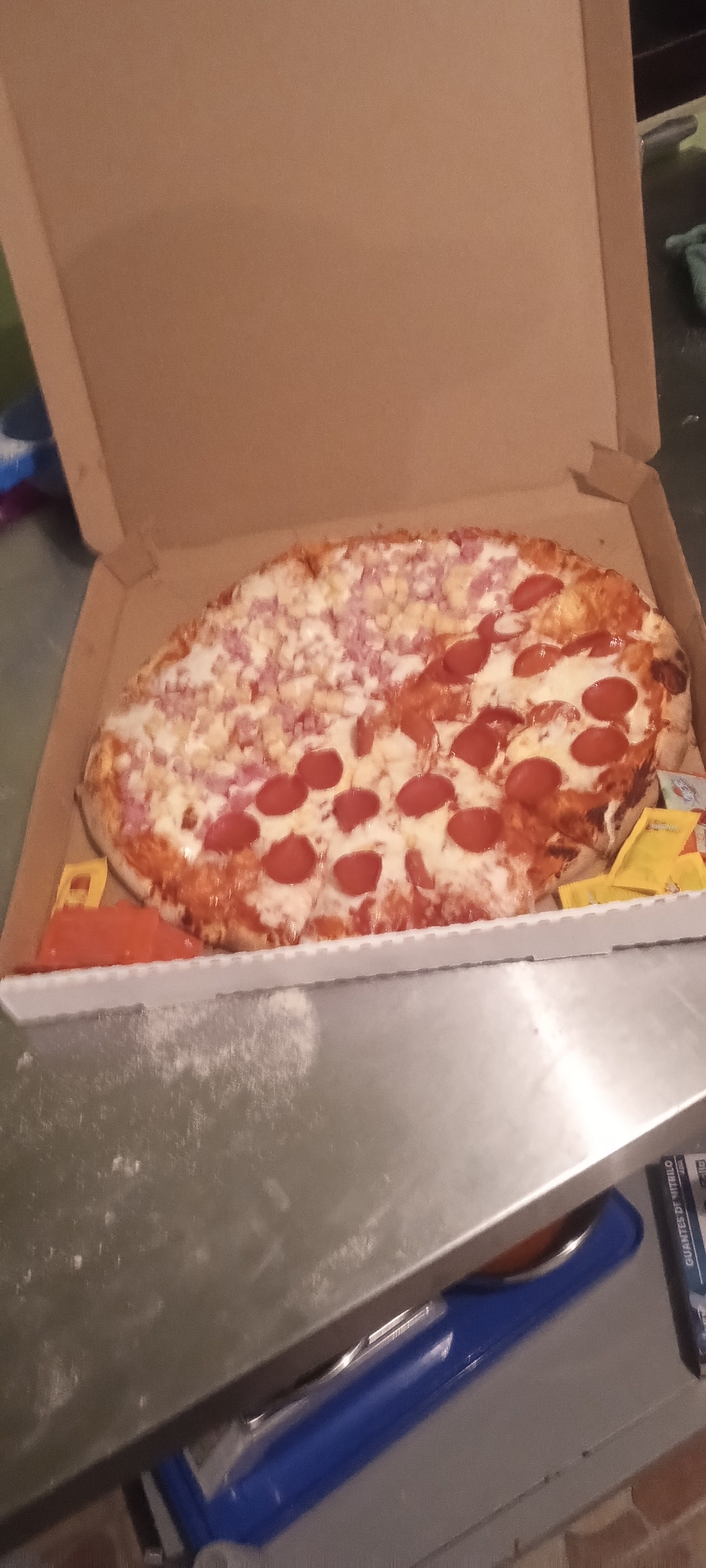 Pastranita pizzería image 9