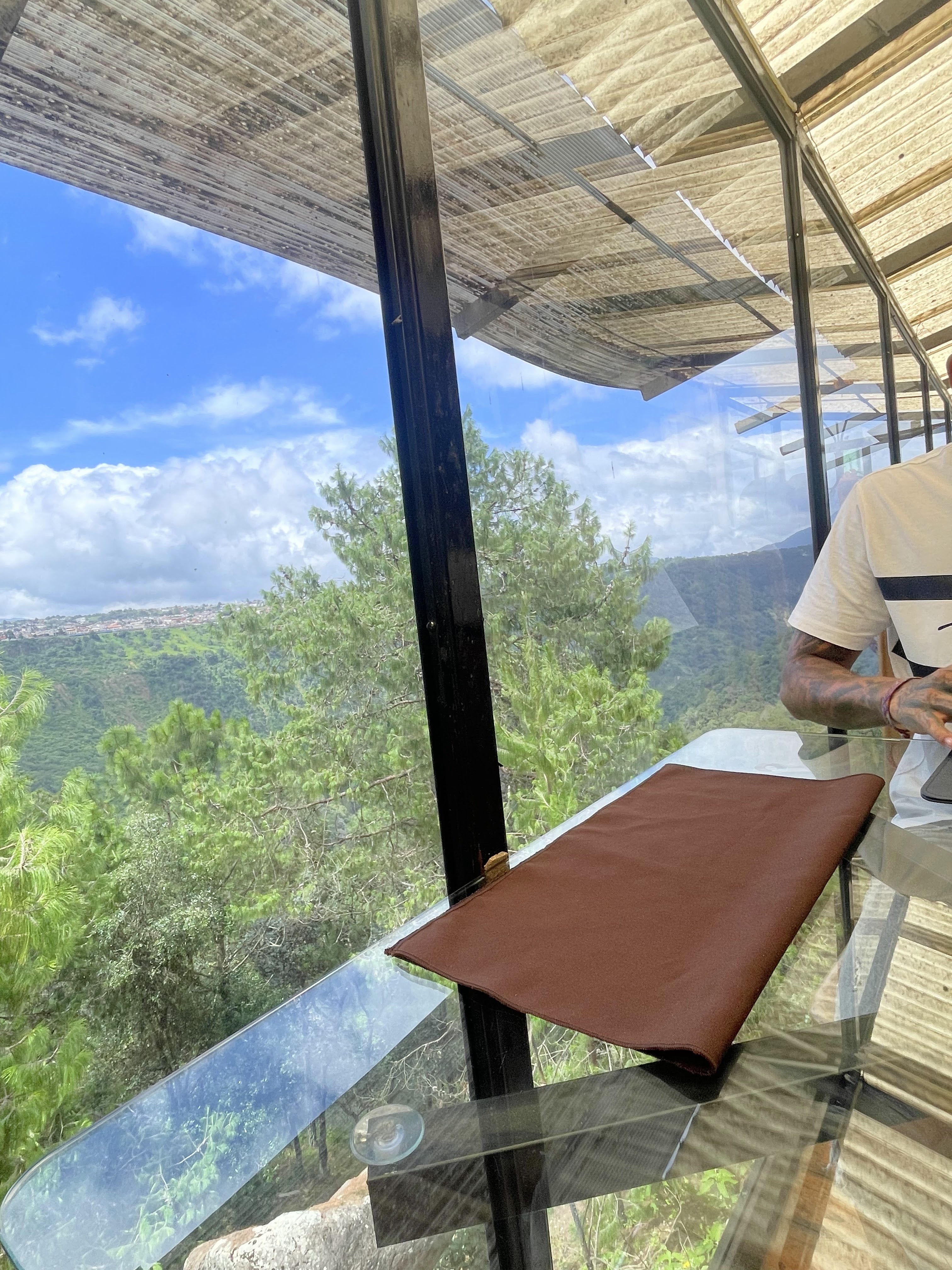 El balcon del diablo image 4