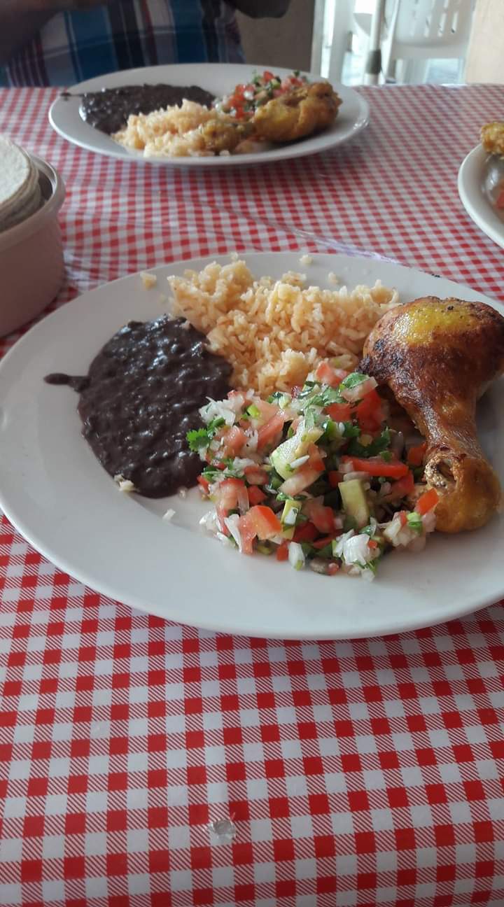 Loncheria Lupita image 4