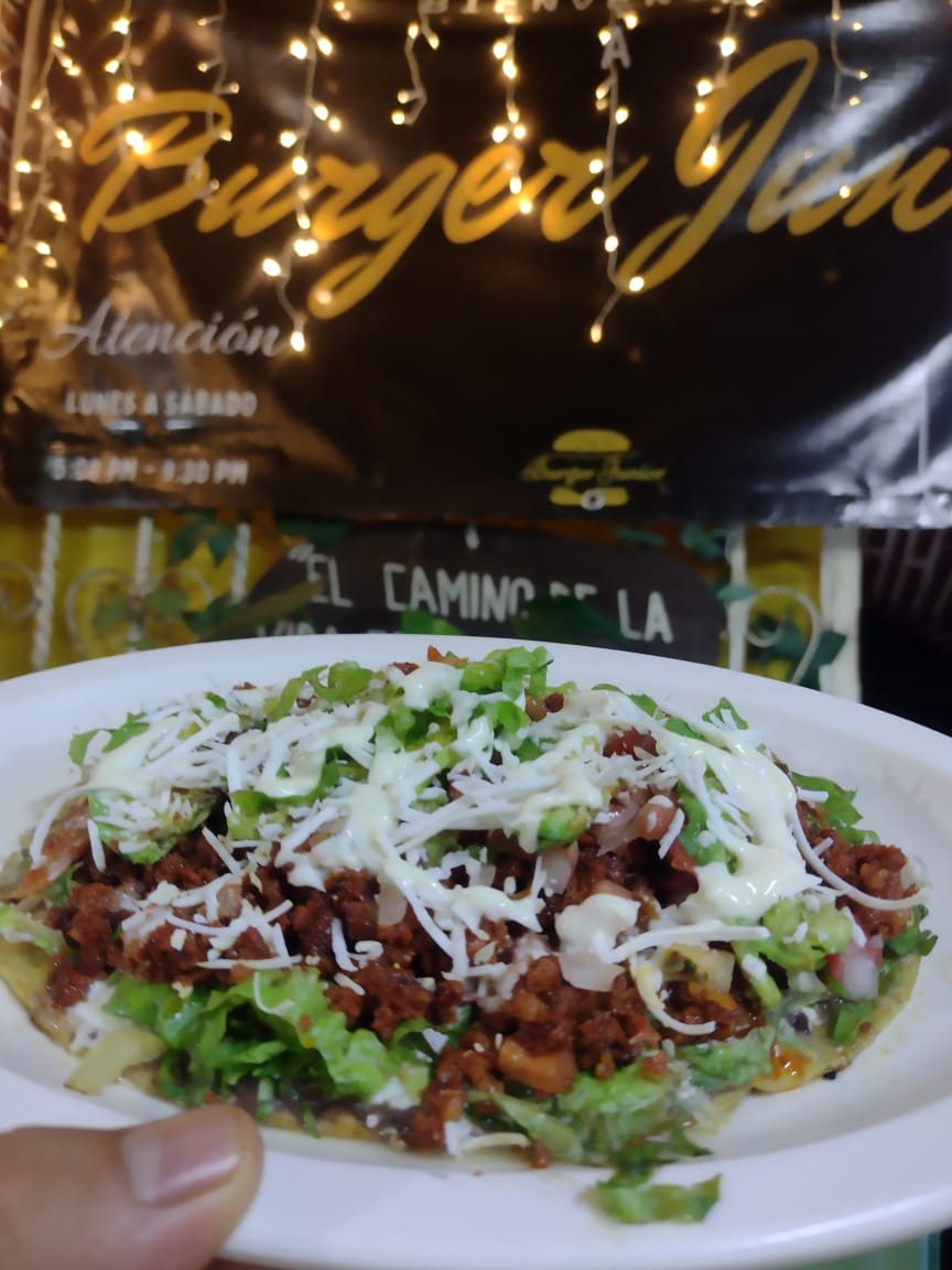 Burger Junior image 1