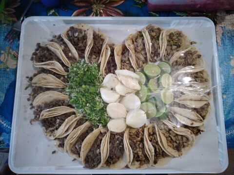 Cenaduria y antojitos lili image 5
