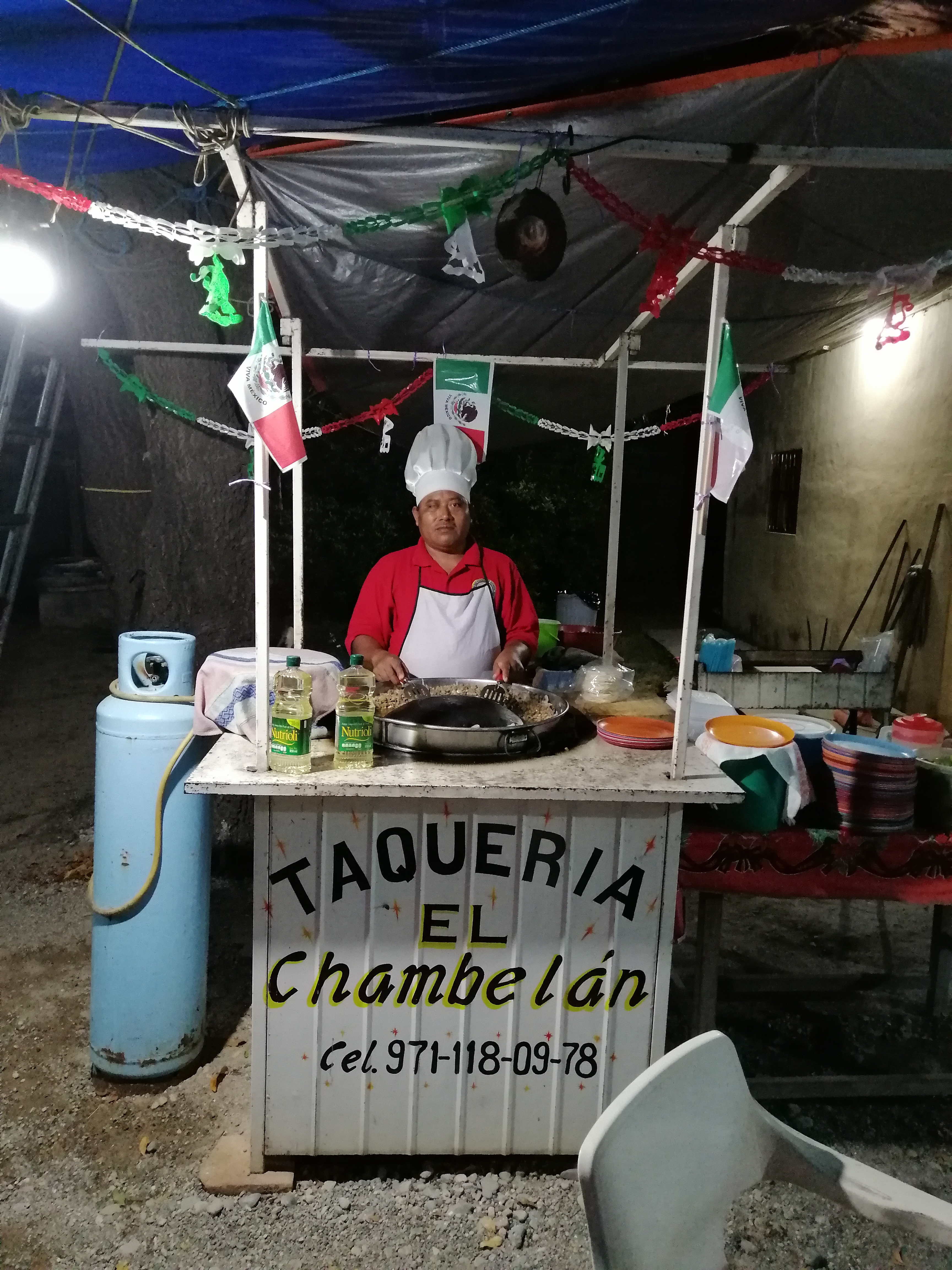 Taquería "El chambelán". image 6