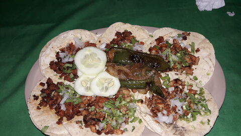 TAQUERIA LA GLORIA image 1