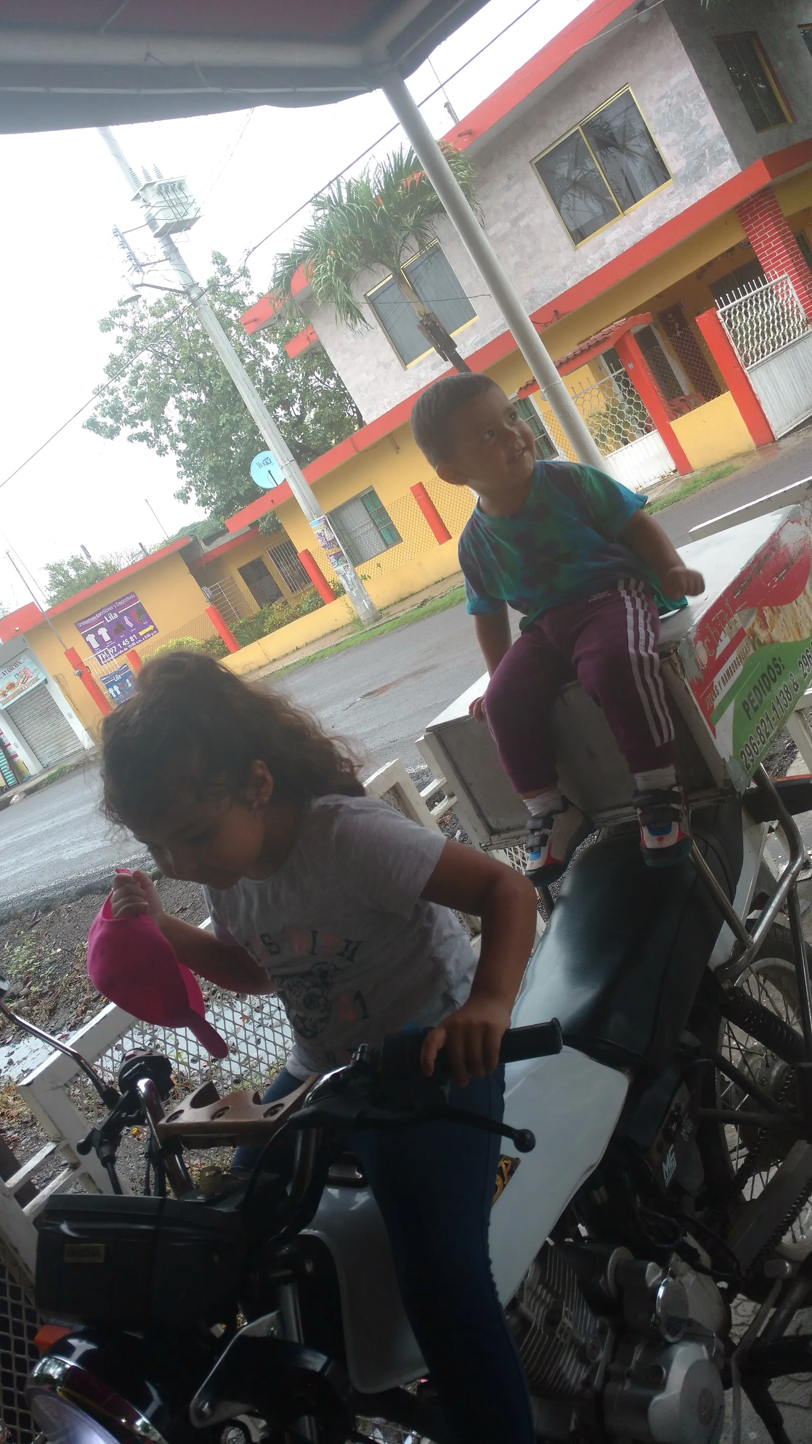 Xochitl image 3