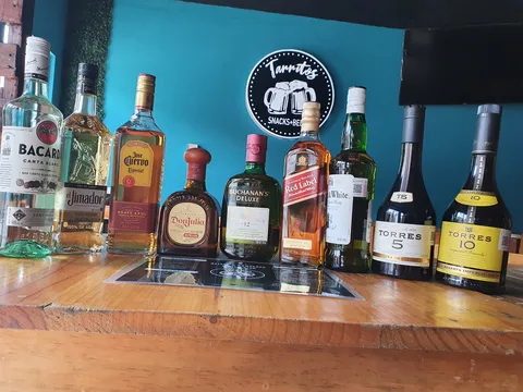 Tarritos Restobar image 2