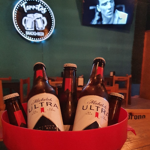 Tarritos Restobar image 3