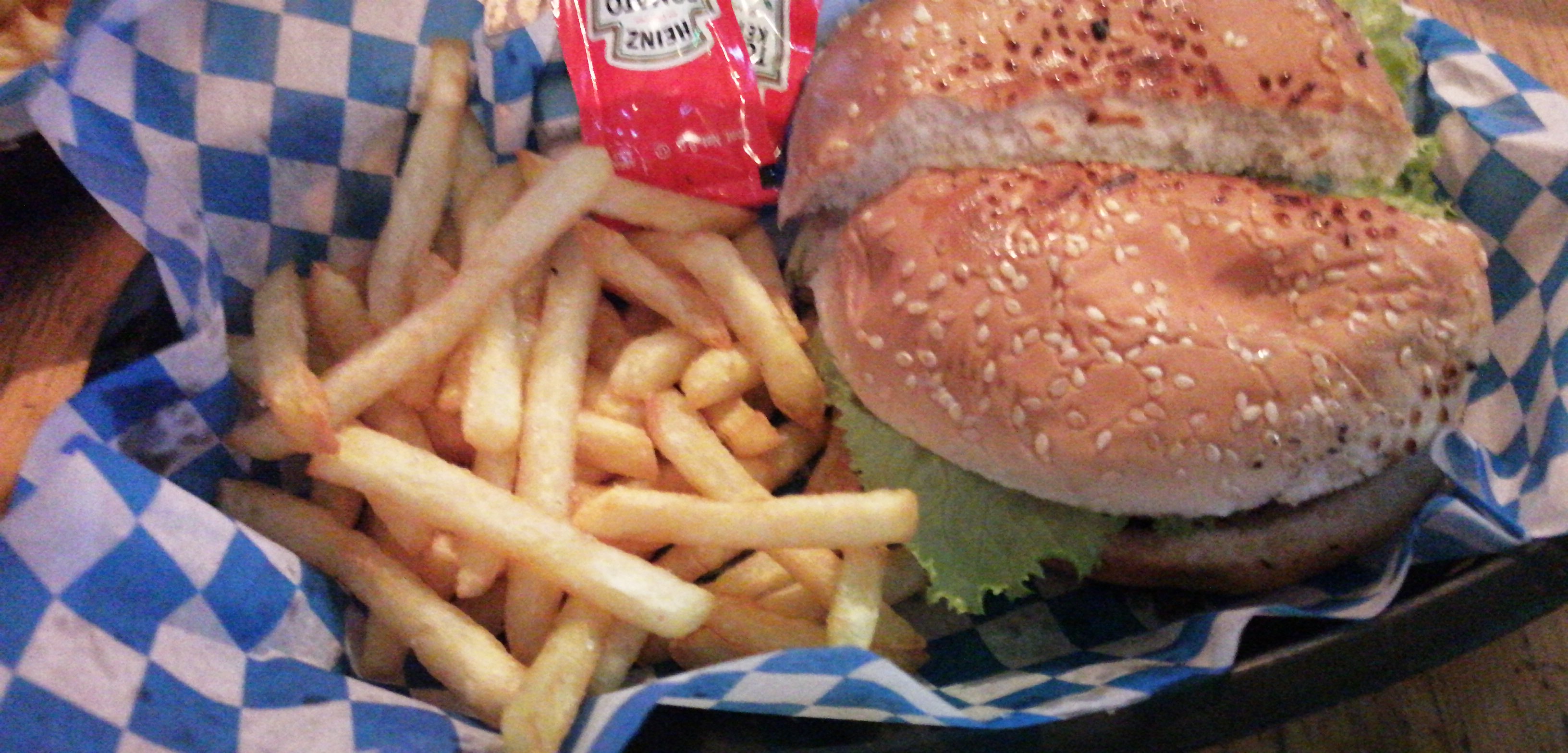 Tarritos Restobar image 5