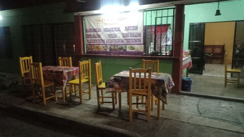 Antojitos "La Güera" image 4