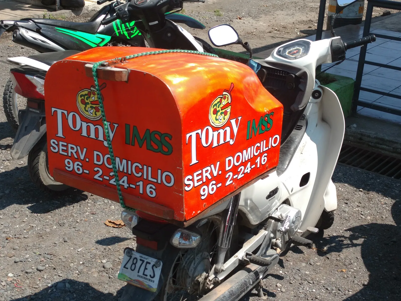 Tomy image 4