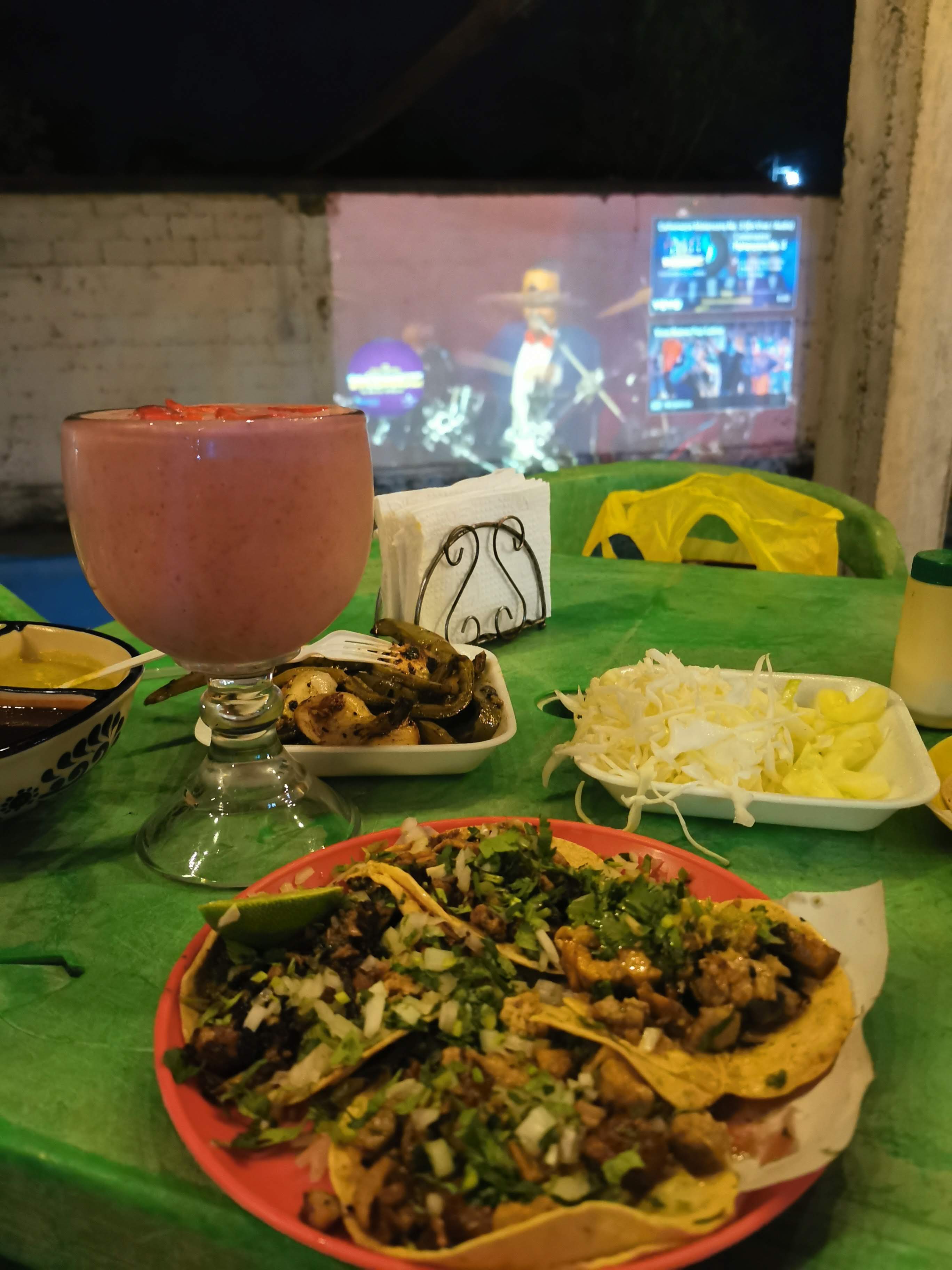 Taqueria El Amigo image 7