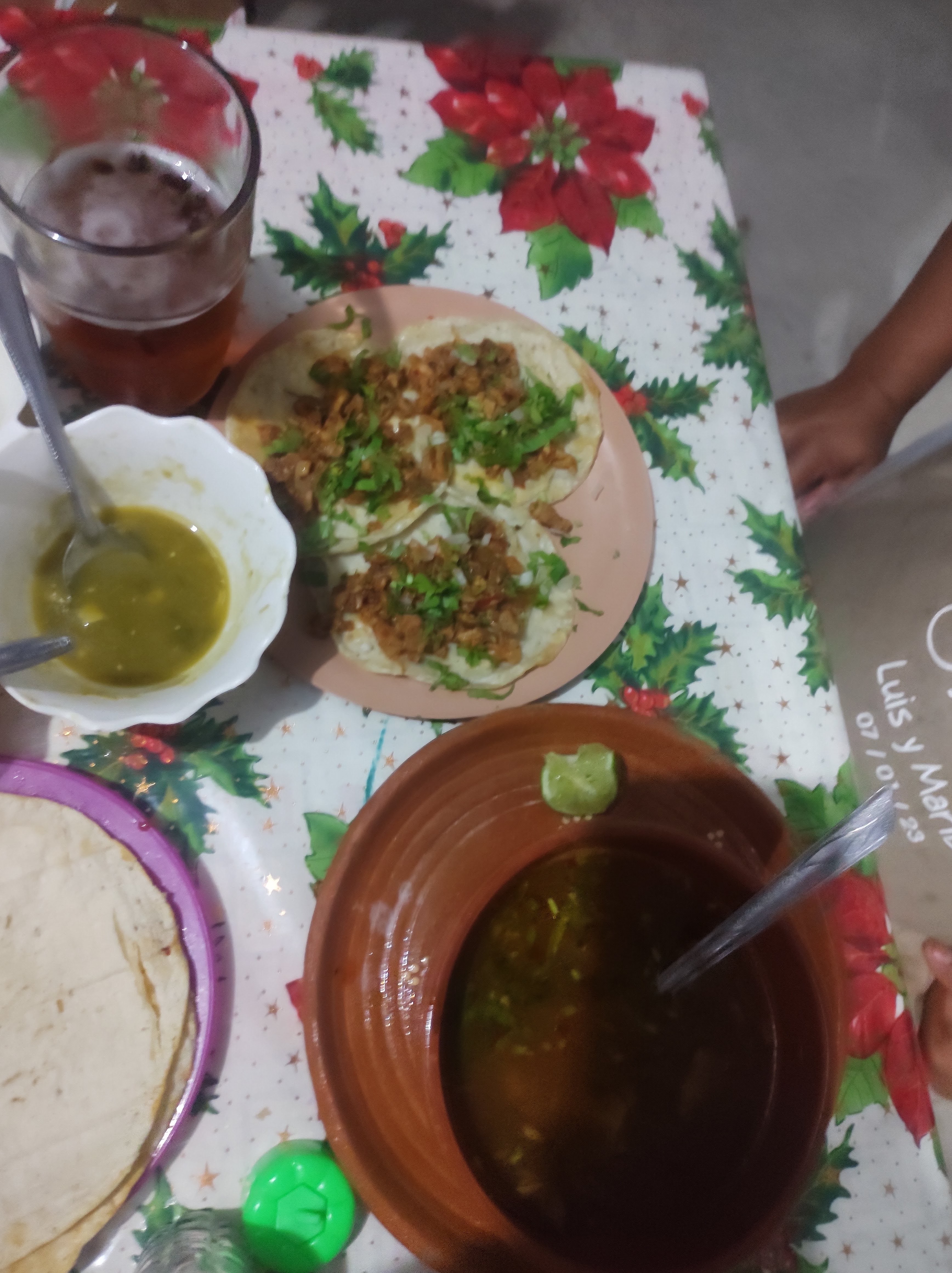 Taquería la única image 2