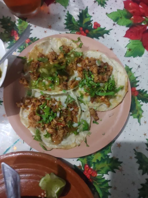 Taquería la única image 3