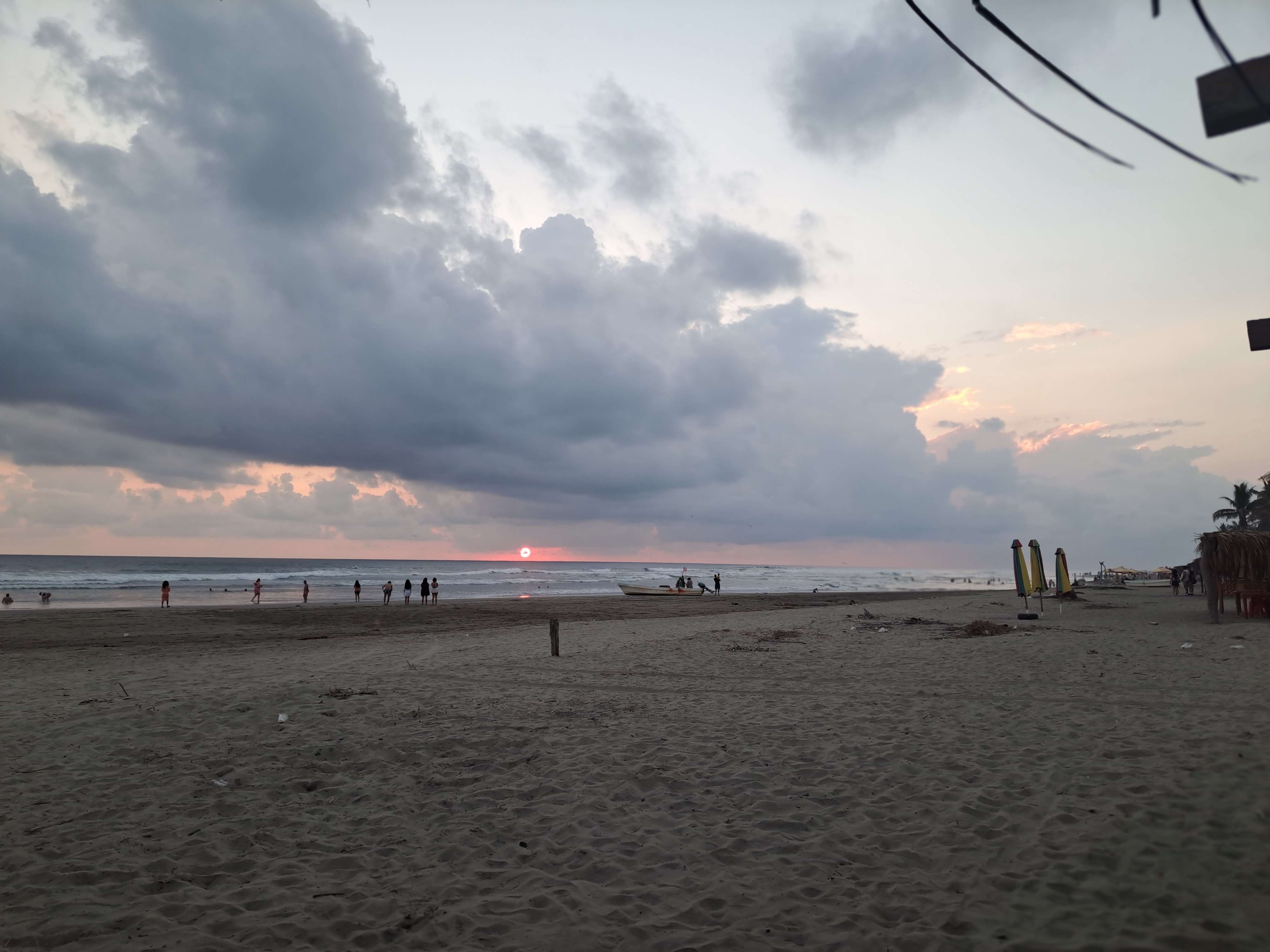 EL DORADO beach club image 4