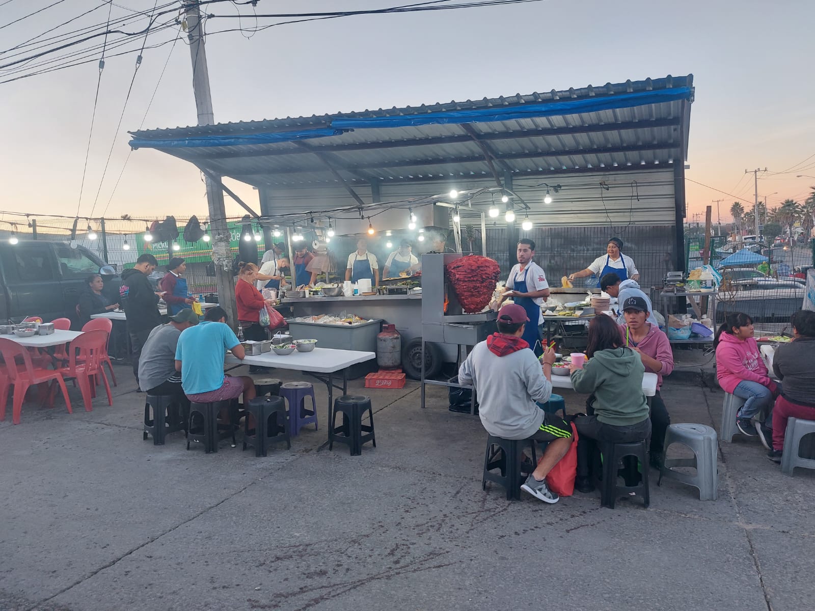 Tacos El Paisa image 2