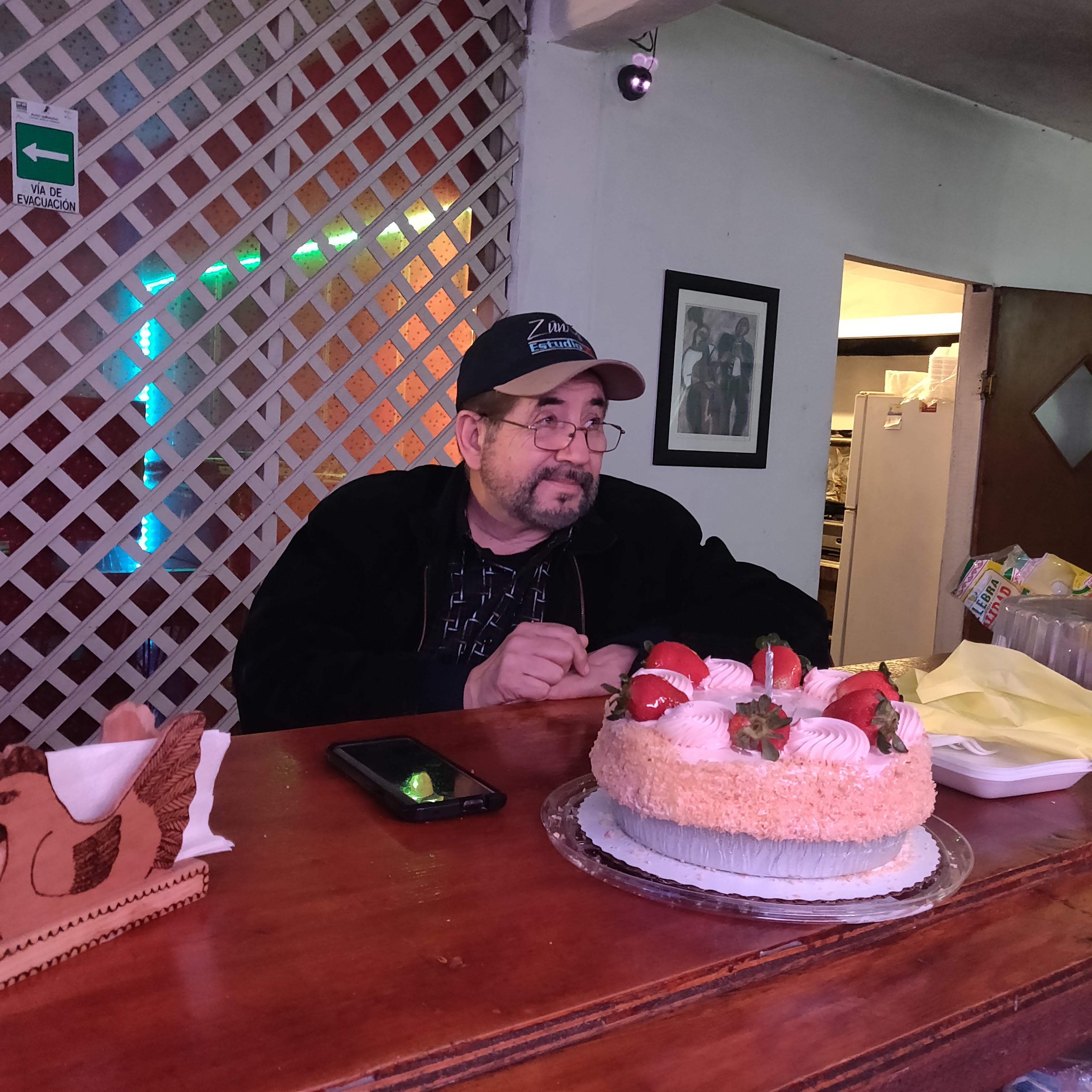 D'Carlos Restaurant image 3