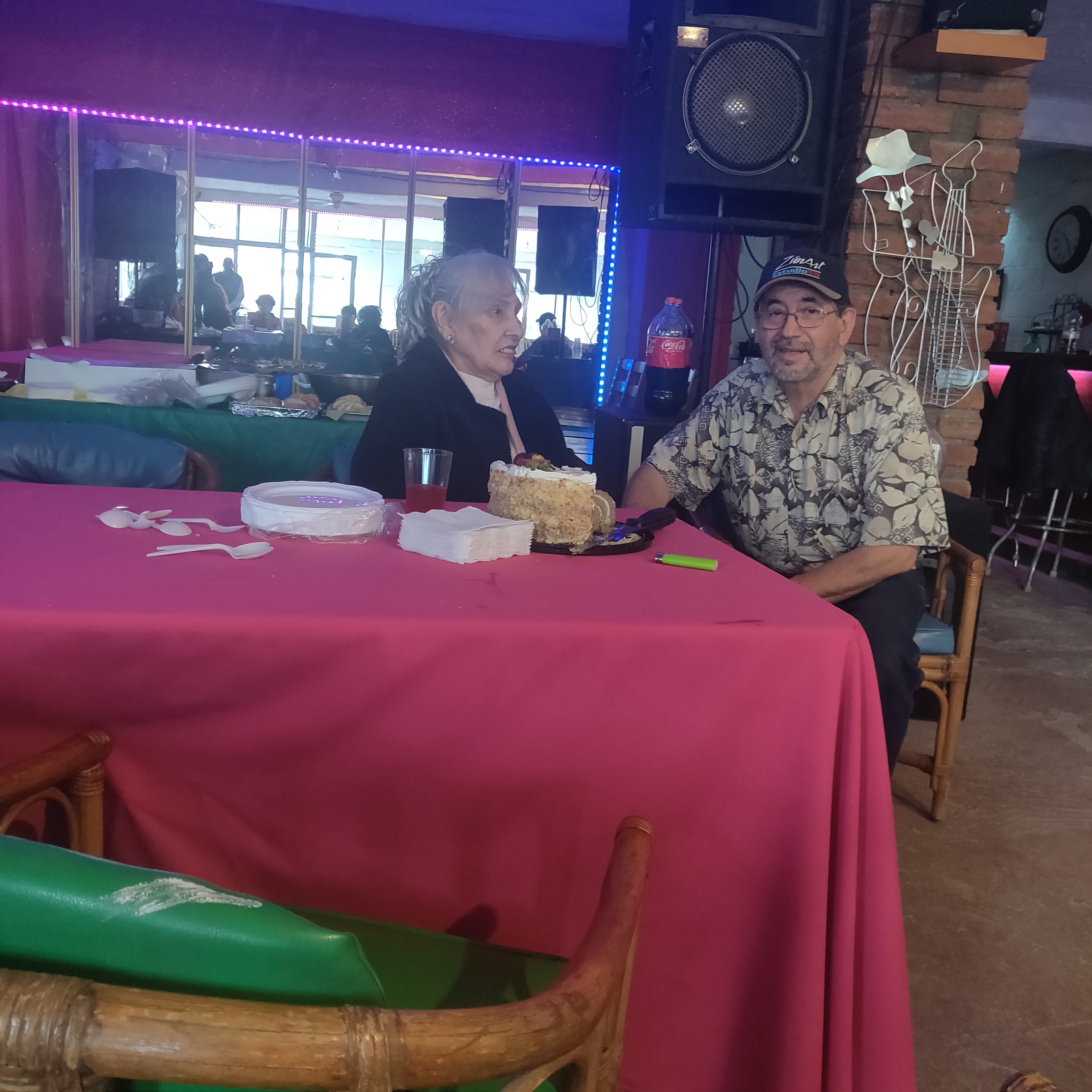 D'Carlos Restaurant image 6