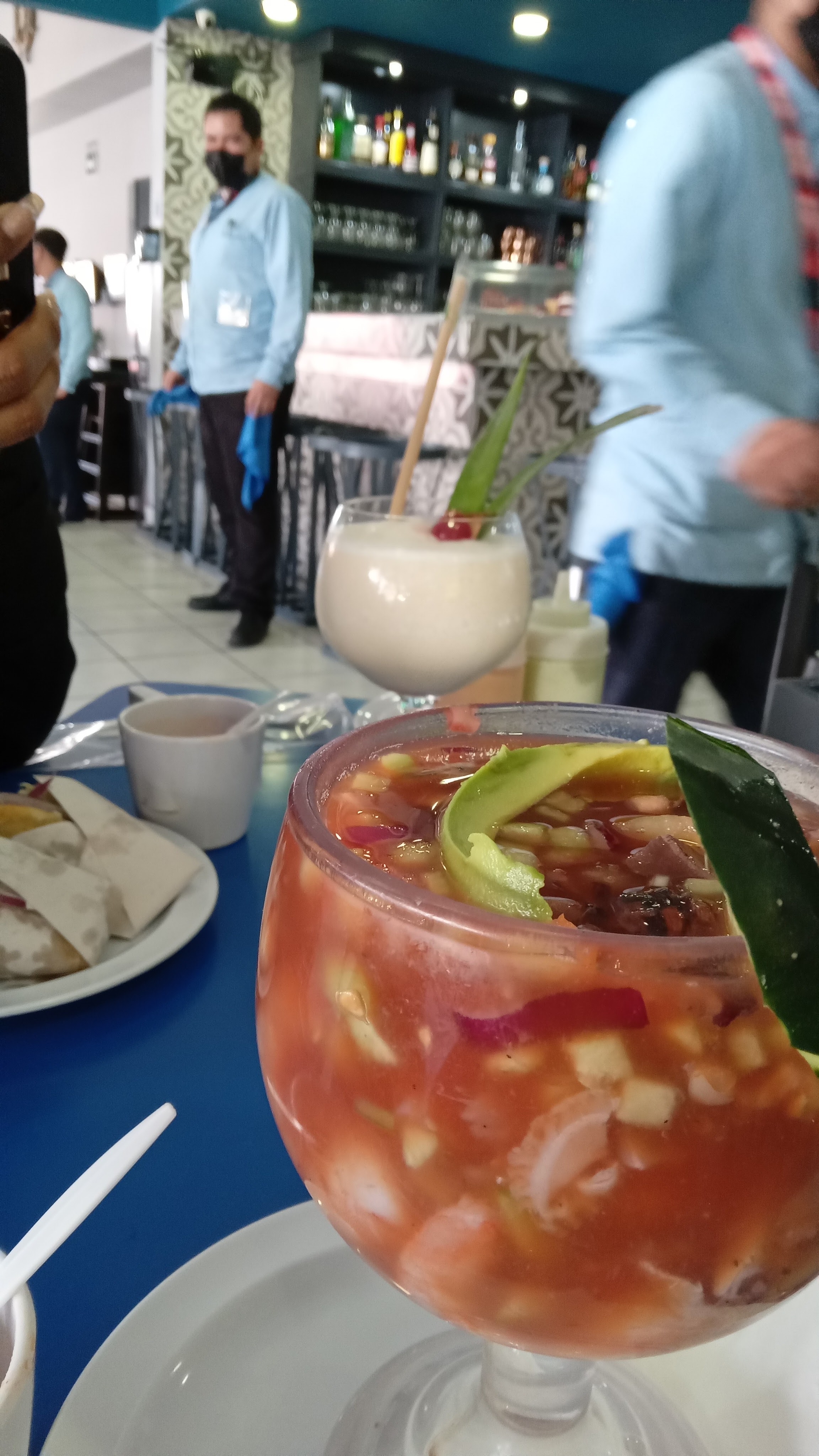 El maviri restaurant image 4