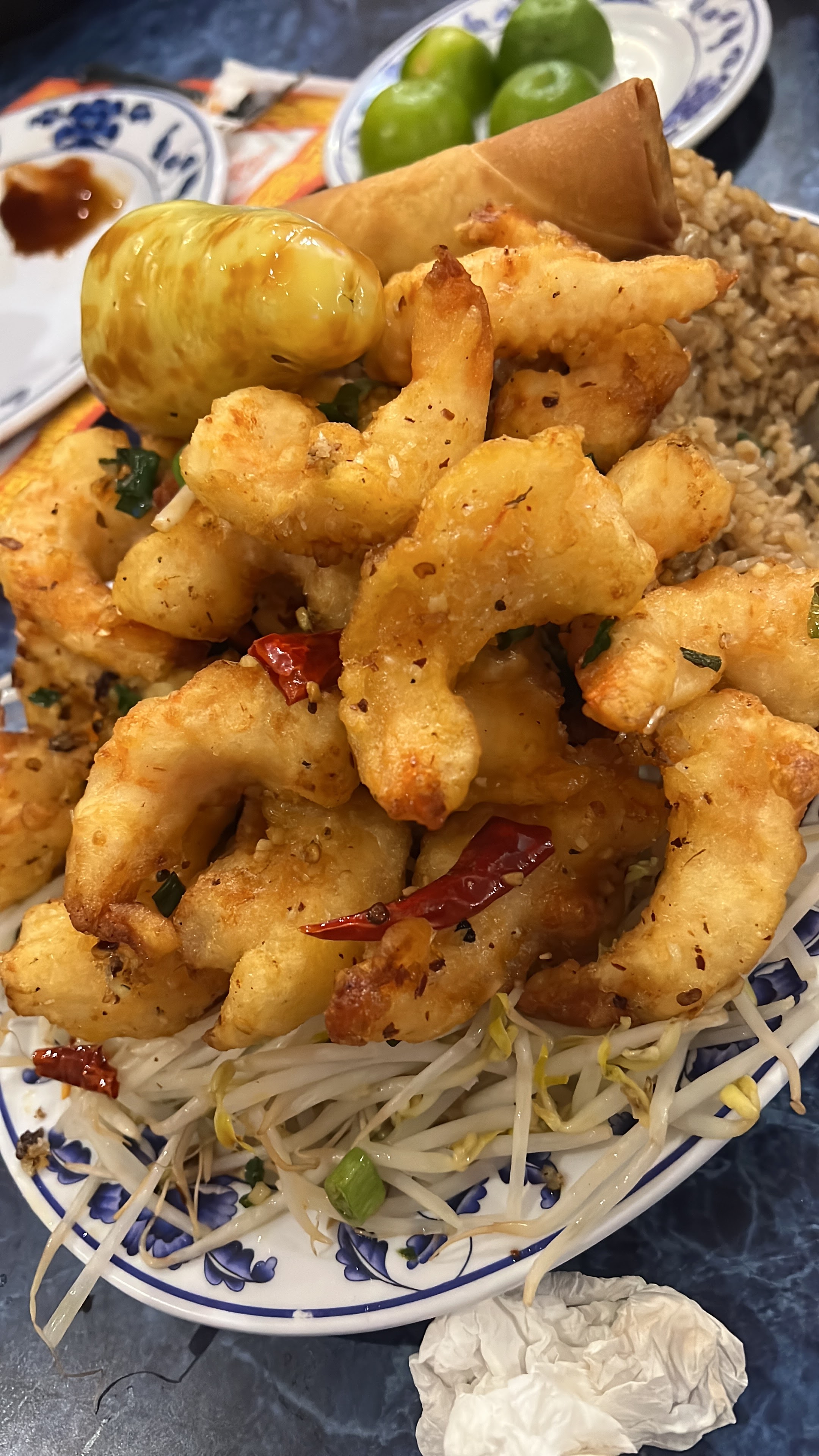 Restaurant YEE image 7