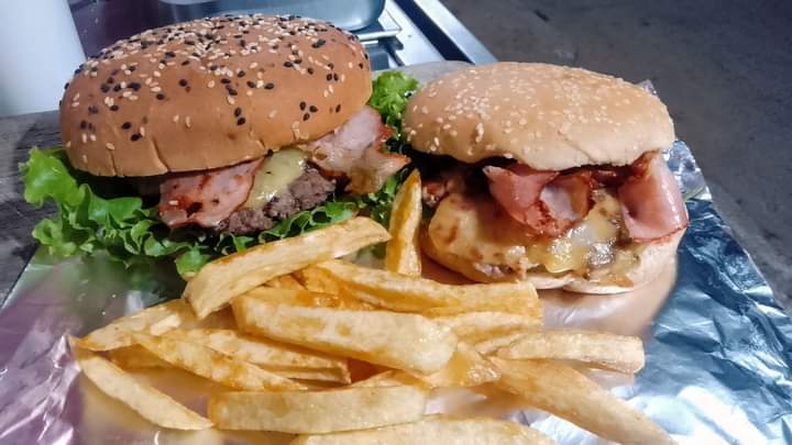 Hamburguesas Las Gemelas Nopaltepec image 2