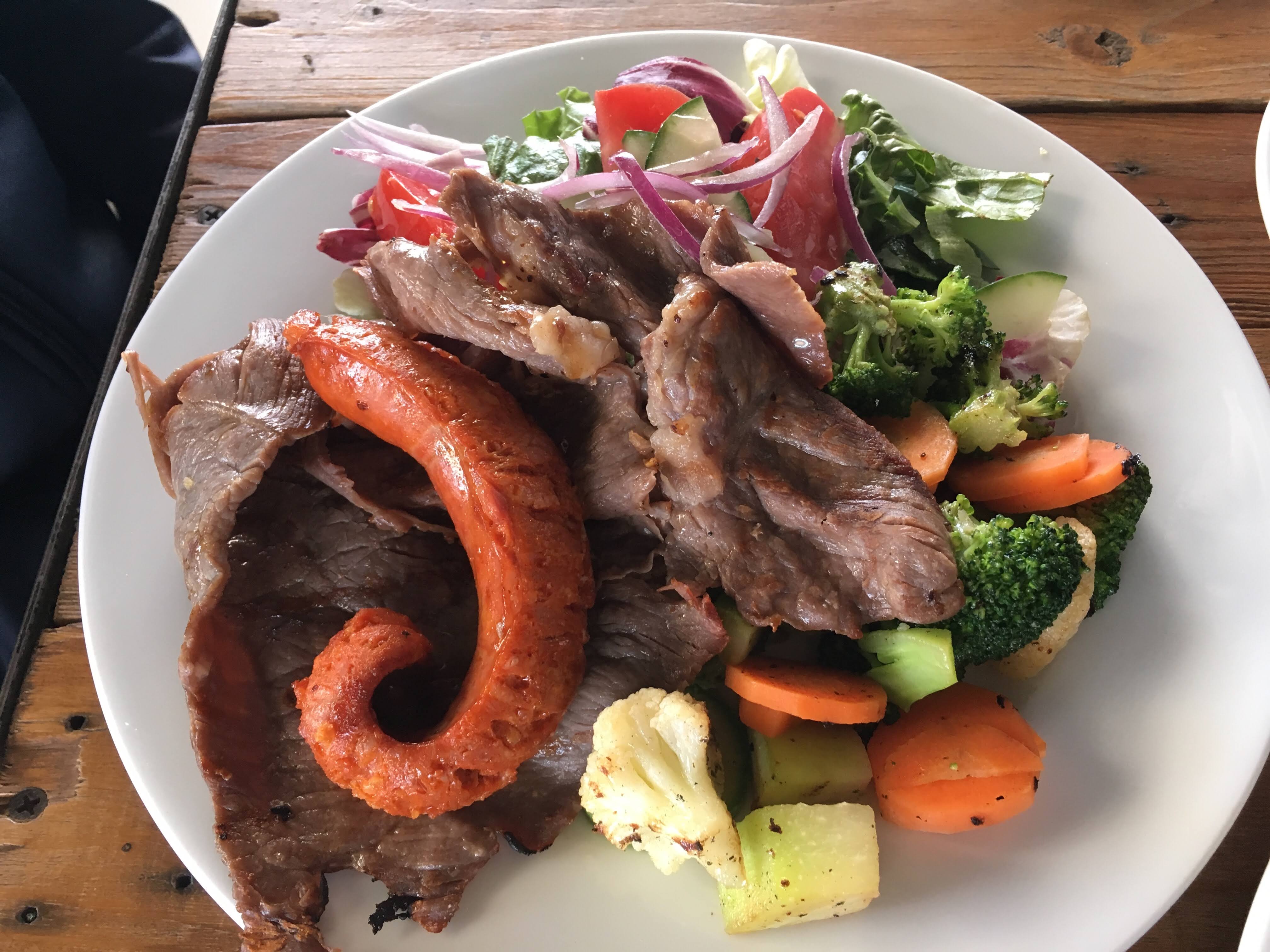 Simona Kitchen & Drinks image 4