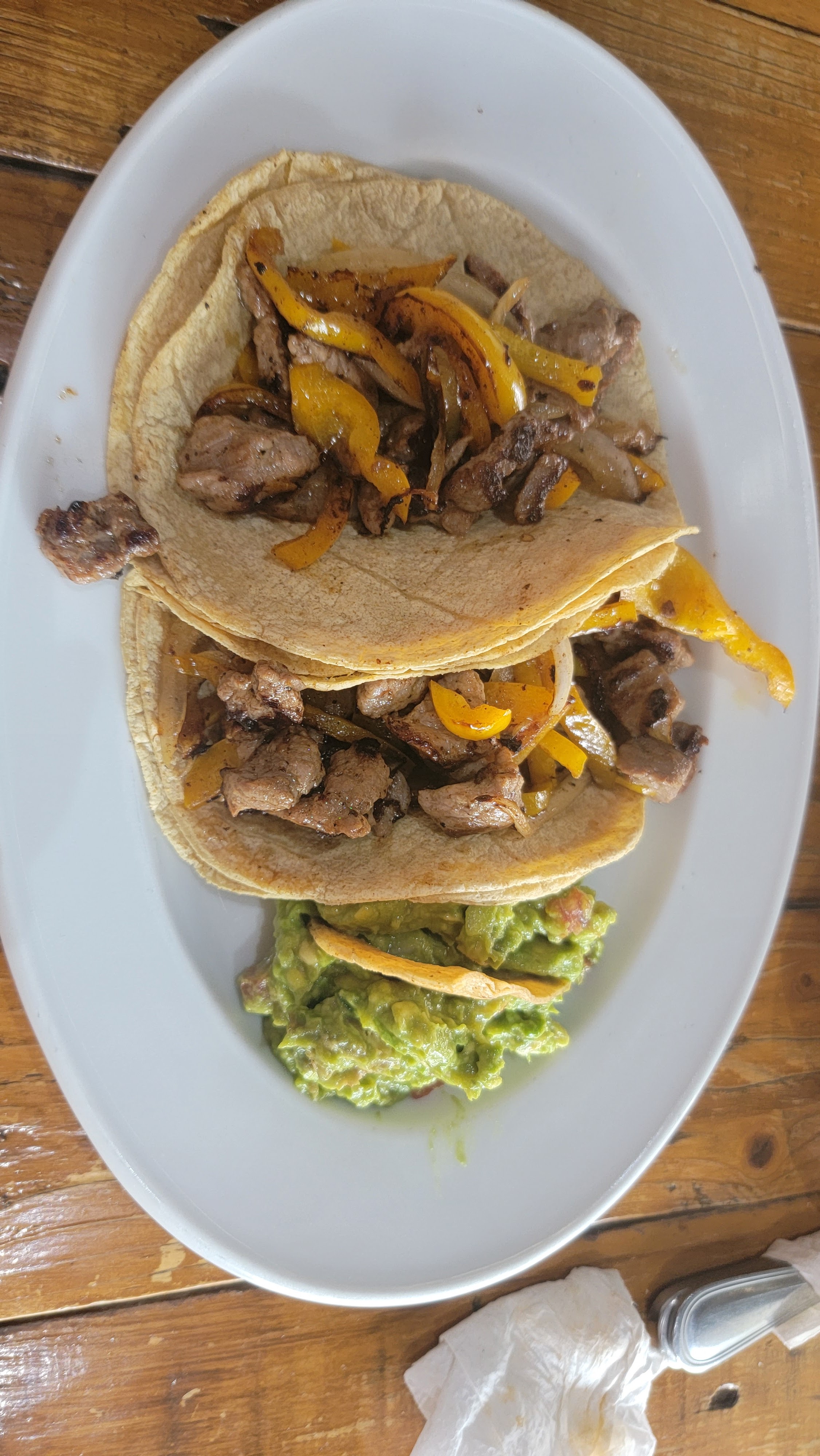 Simona Kitchen & Drinks image 6