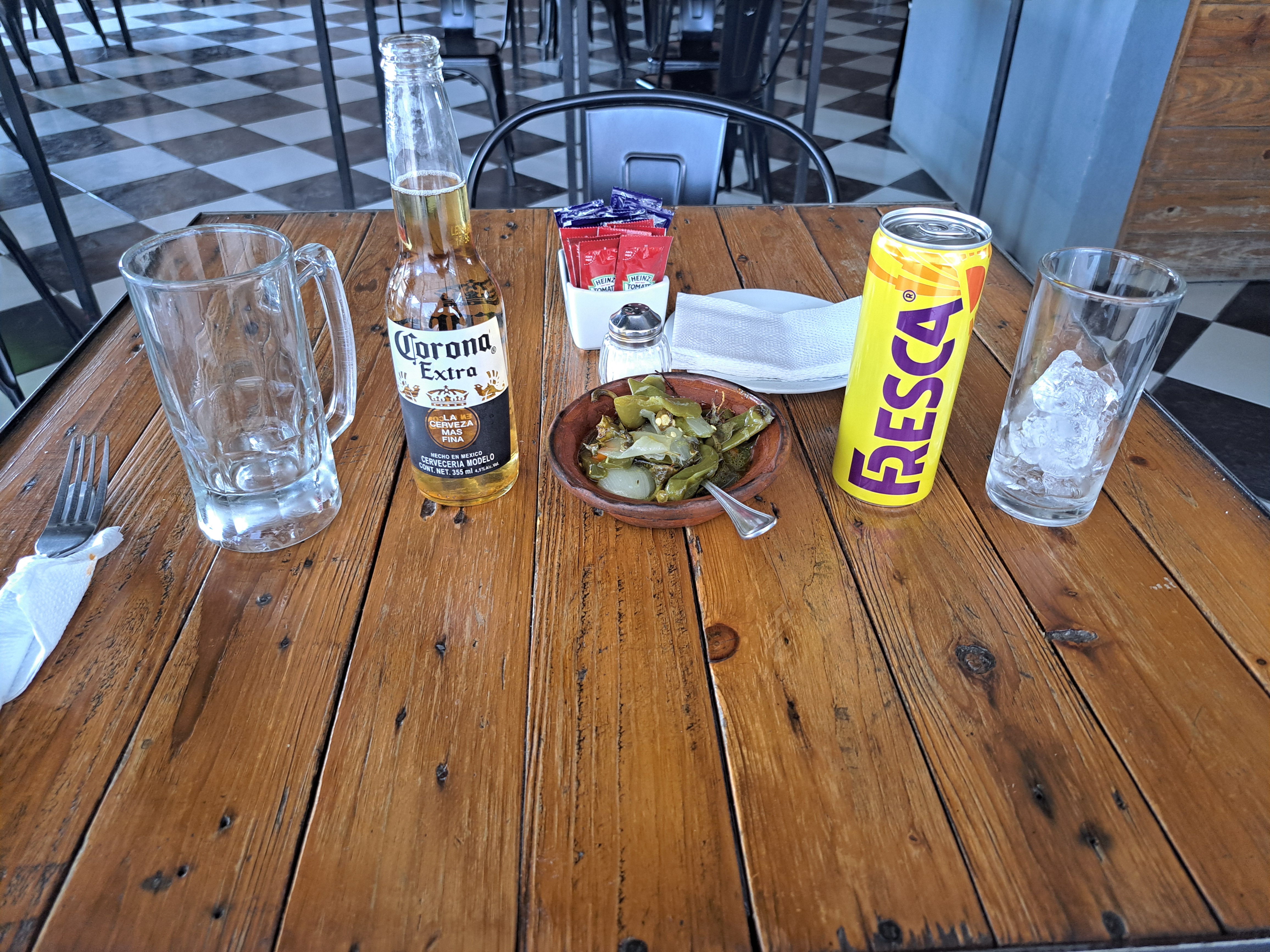 Simona Kitchen & Drinks image 7