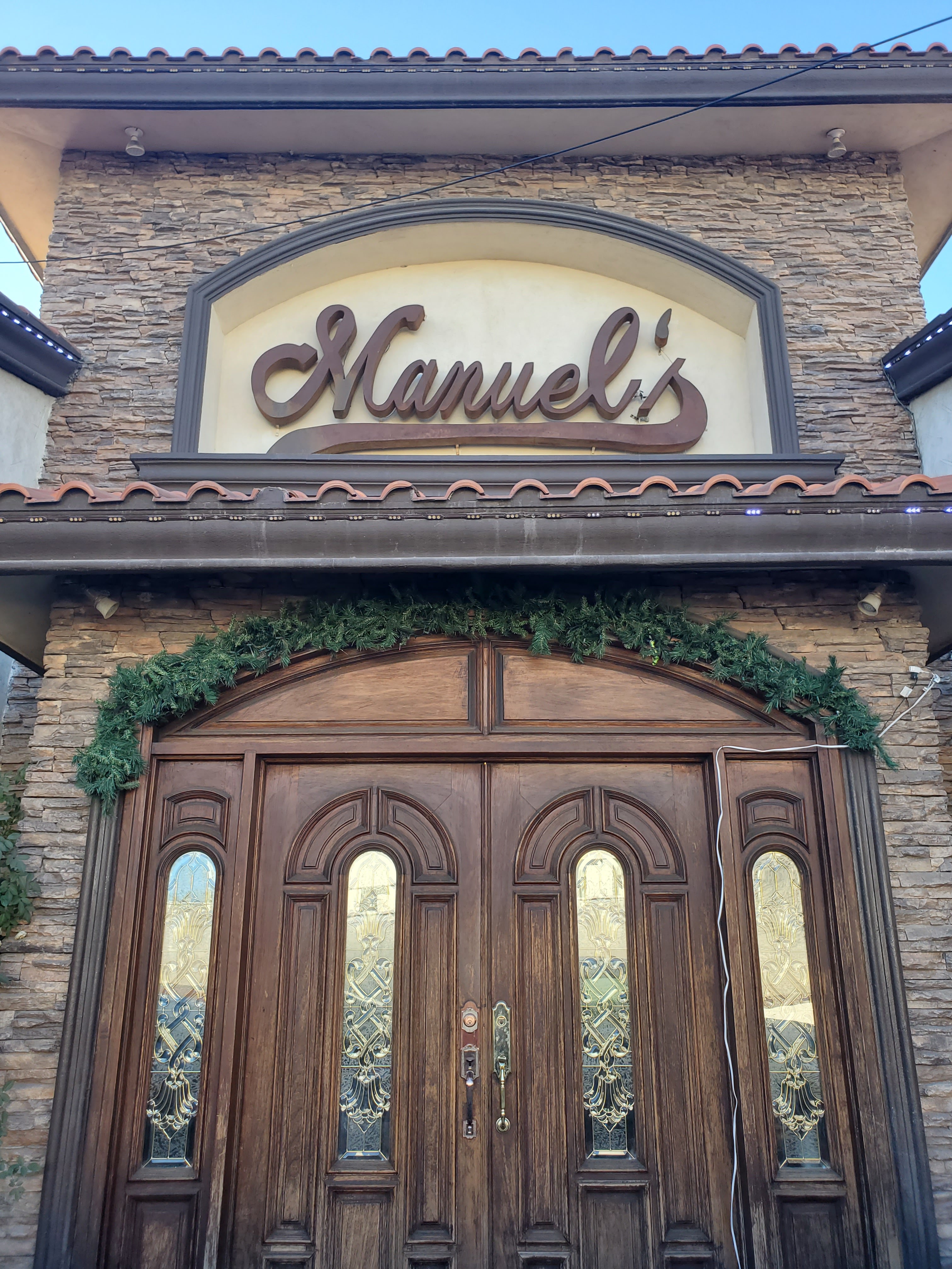 Manuel's Restaurant image 4