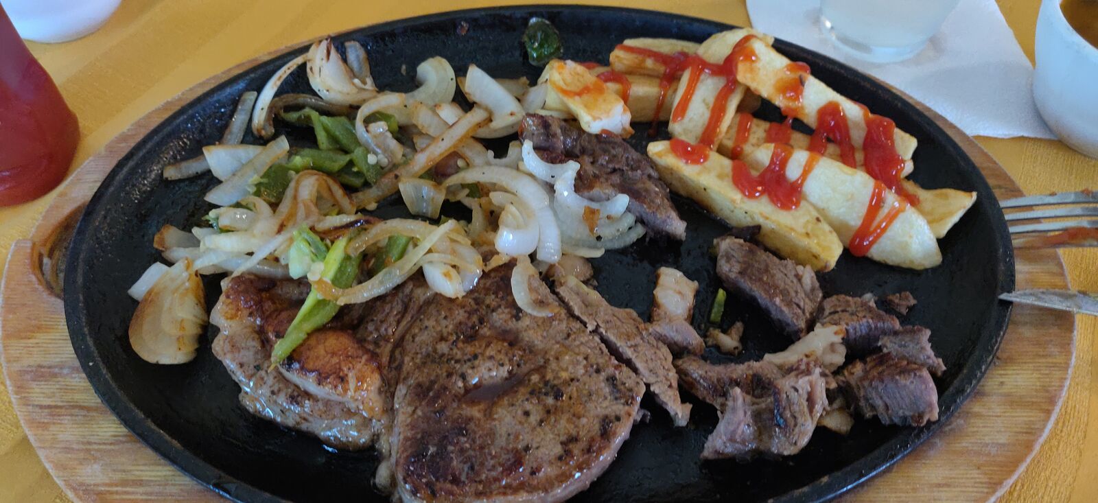 Manuel's Restaurant image 10