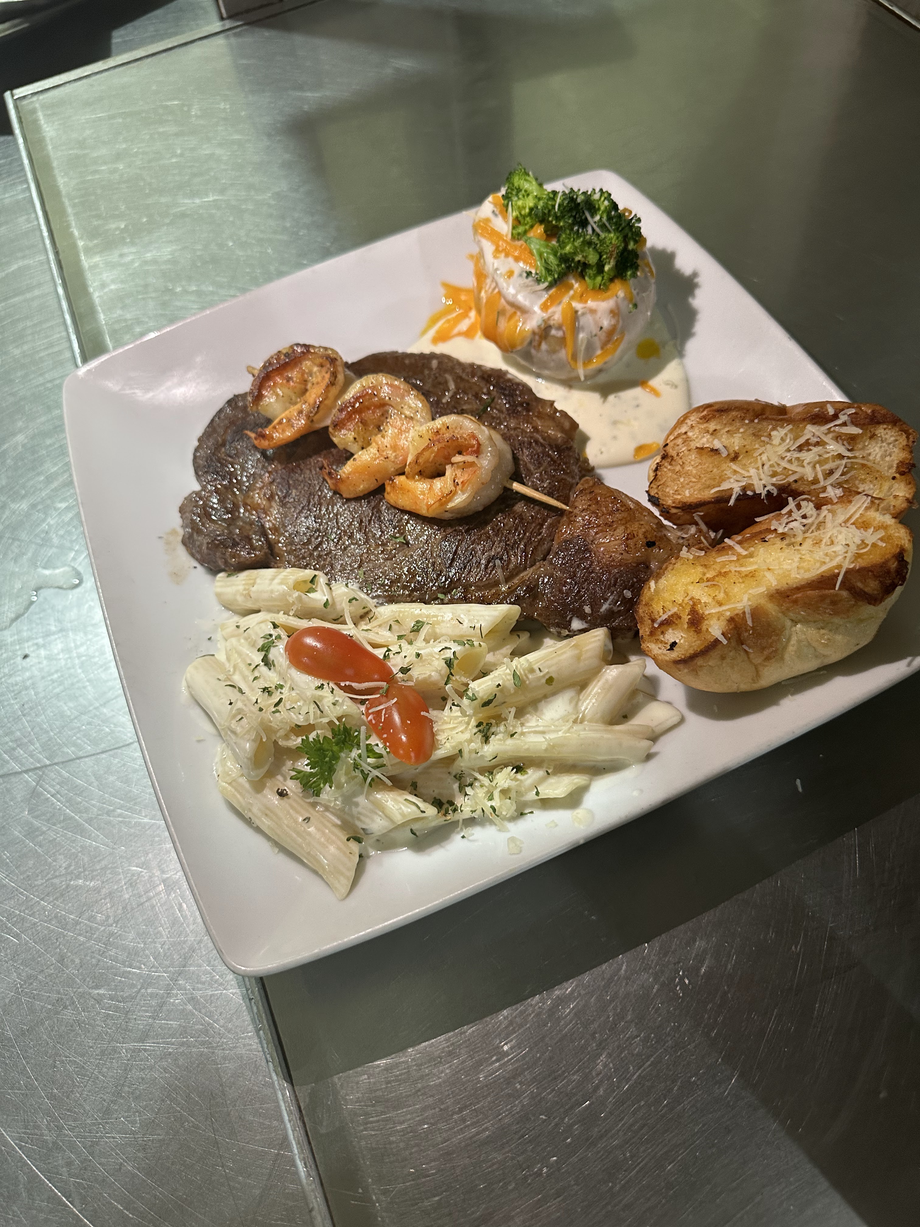 PB Restaurant bar image 4