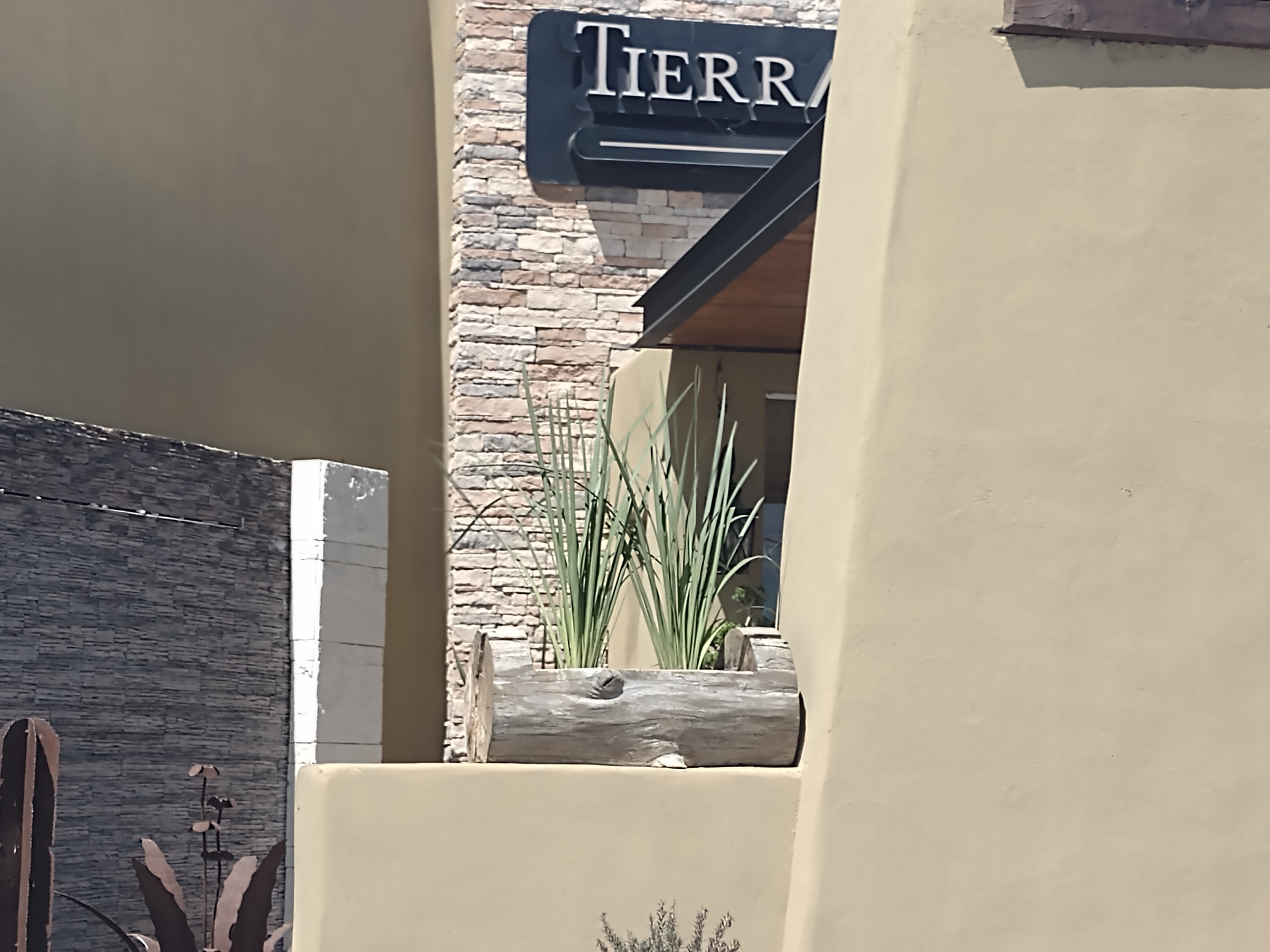 Tierra Bendita image 1