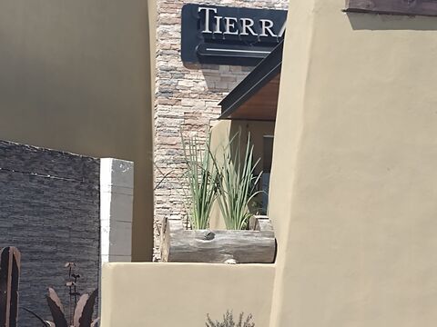Tierra Bendita image 1