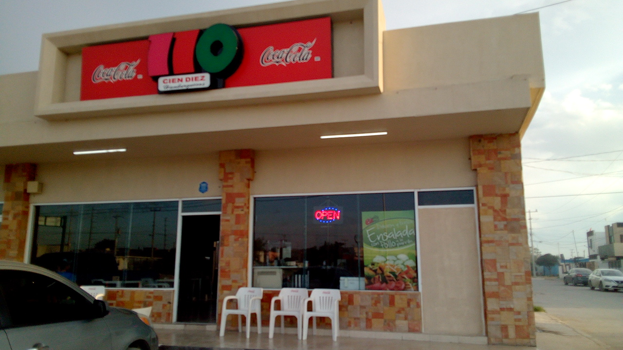 Cien Diez Hamburgesas image 7