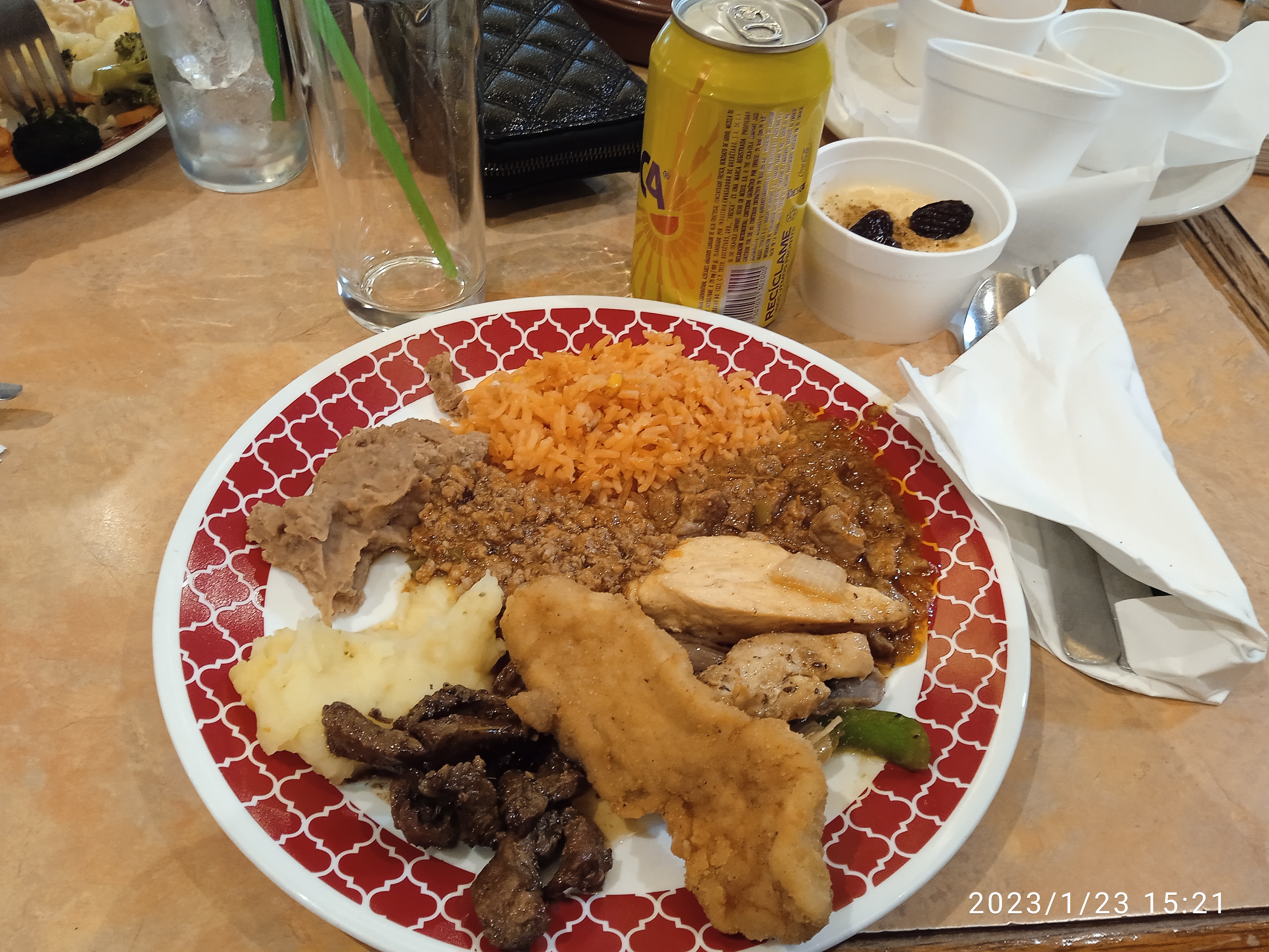 Los Tacos Grill image 8