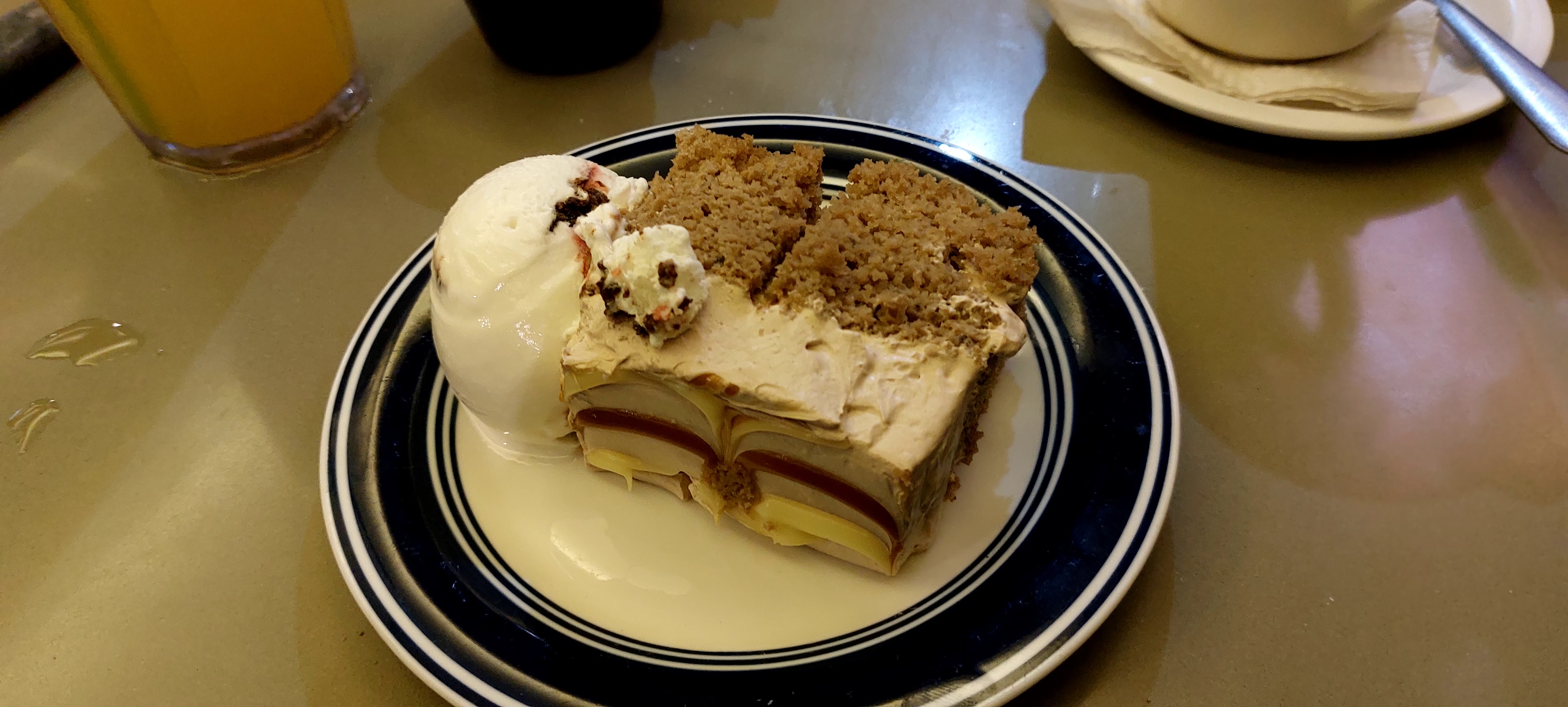 Los Tacos Grill image 10