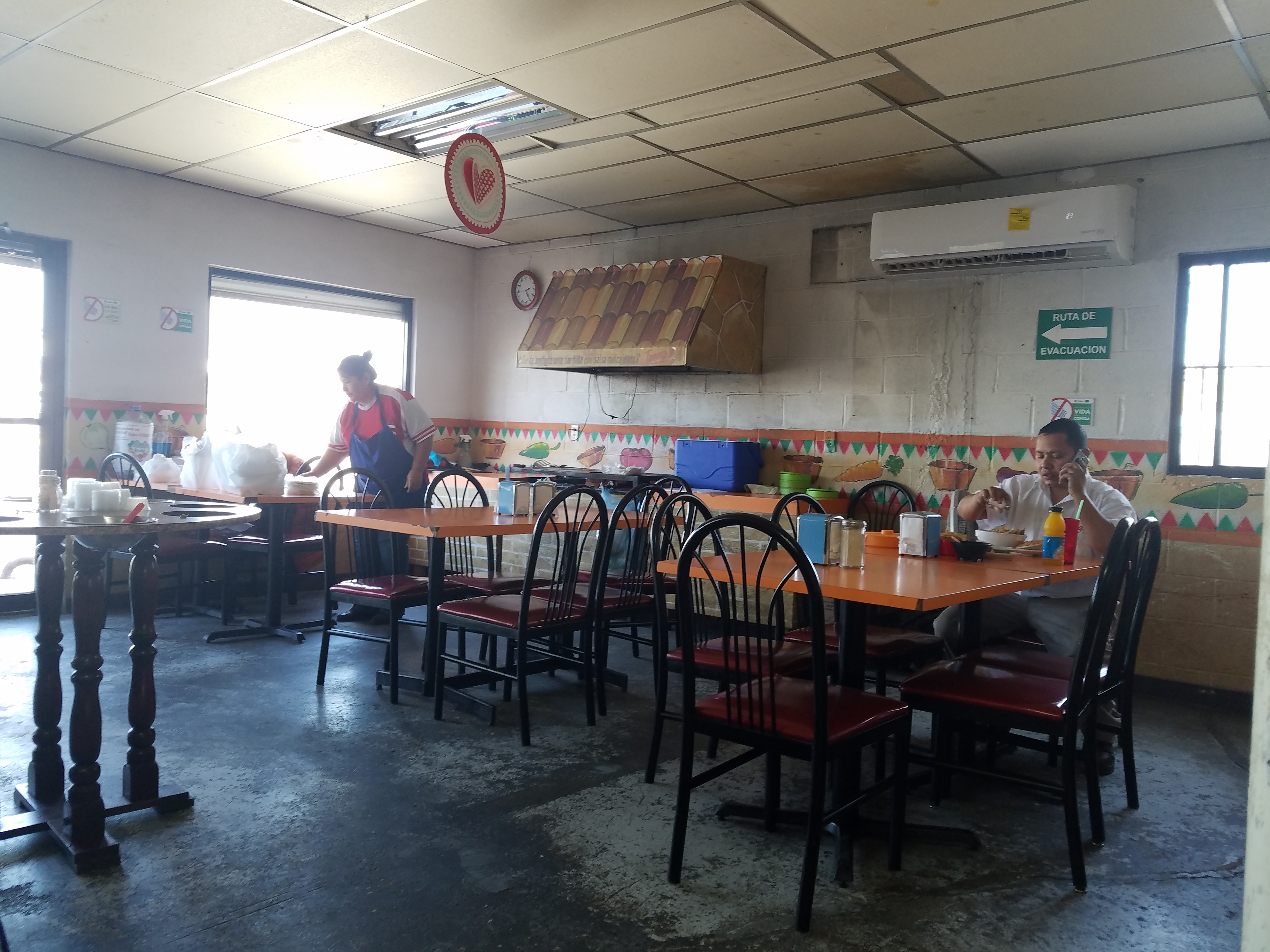 Las Cazuelas Restaurante image 3